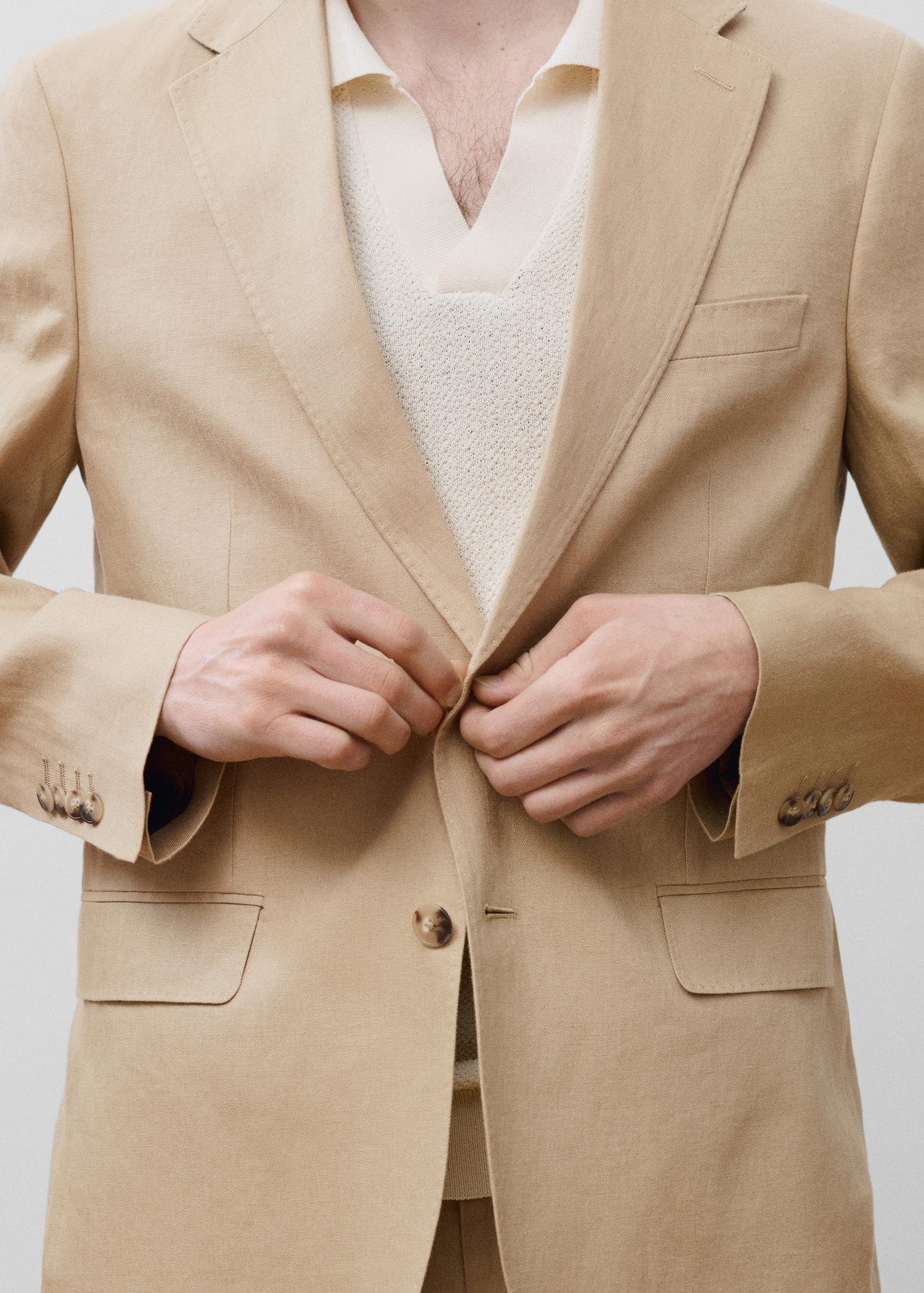Amalfi 100% linen slim-fit suit blazer - Men | MANGO USA Product Image