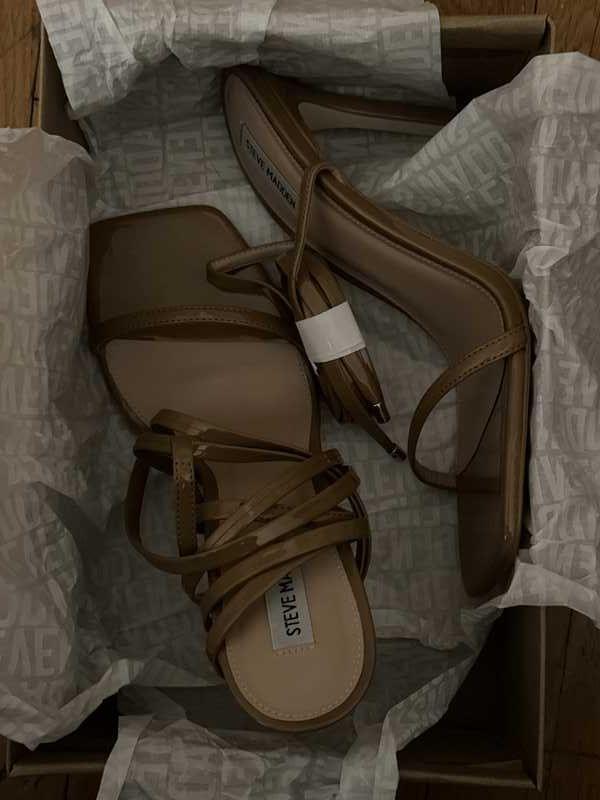 UPLIFT CAMEL PATENT - SM REBOOTED Female Product Image