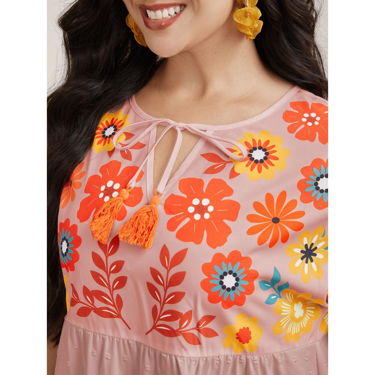 Plus Size Dirtypink Floral Print Neck-Tie Babydoll Top Women Resort Short sleeve Non Vacation Blouses BloomChic 22-24/3X Product Image