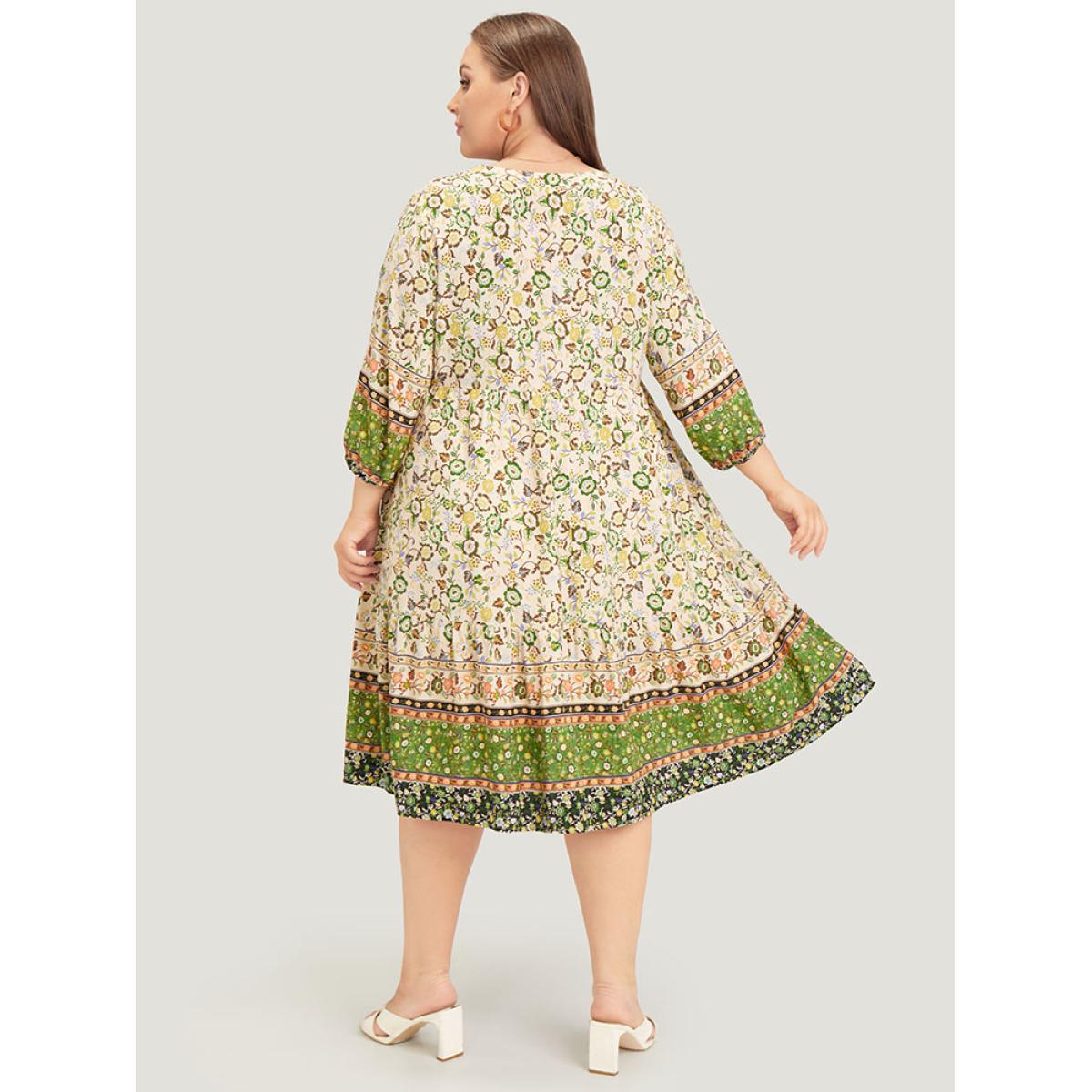 Plus Size Bandana Tassels Ties Neck Pocket Ruffle Hem Dress Green Women Vacation Tassels Tie Neck Elbow-length sleeve Curvy Midi Dress BloomChic 28/5X Product Image