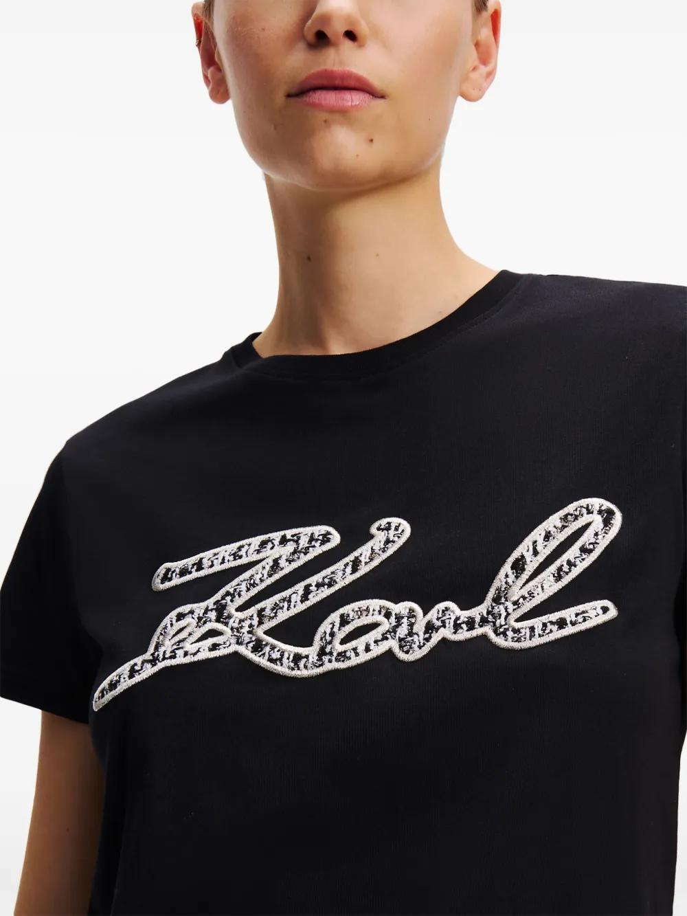 Bouclé Signature T-shirt Product Image