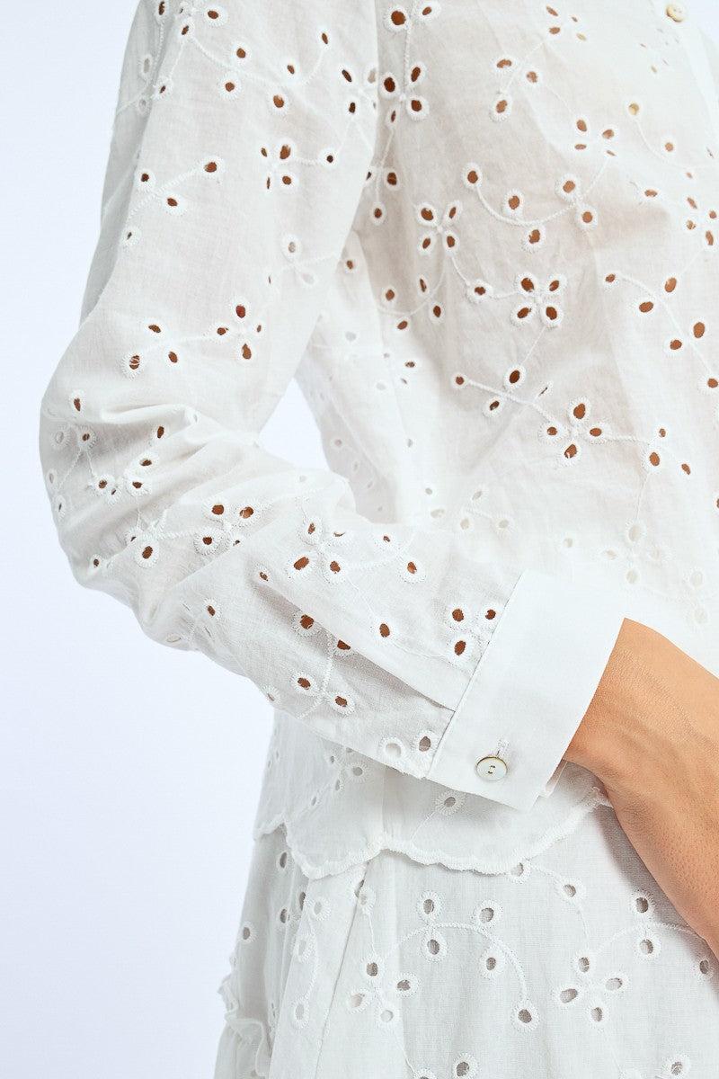 ENGLISH EMBROIDERY BLOUSE Product Image