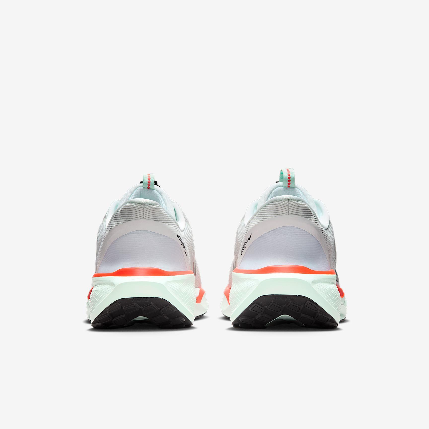 Nike Men's Pegasus EasyOn Road Running Shoes Product Image