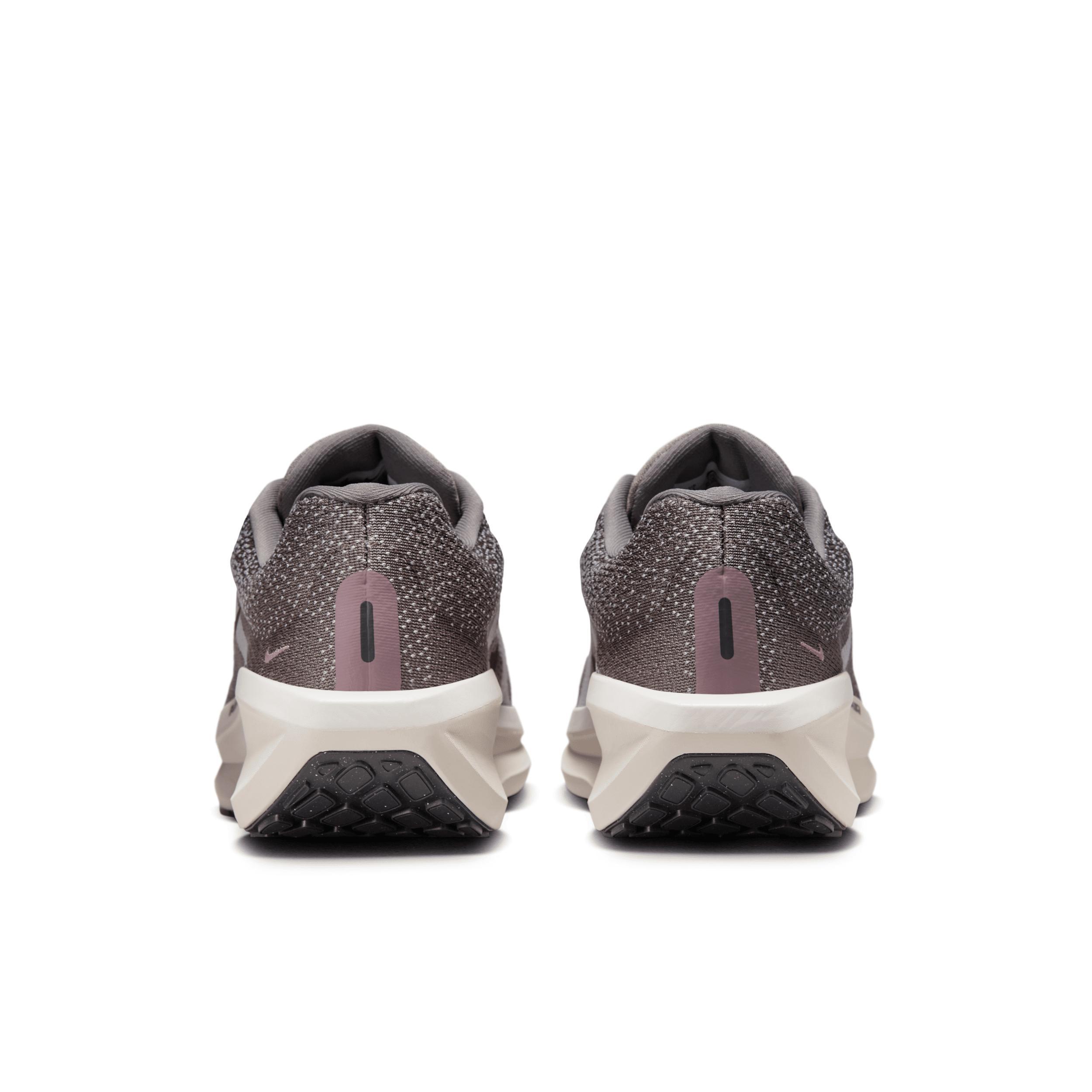 Nike Men's Winflo 11 Road Running Shoes Product Image
