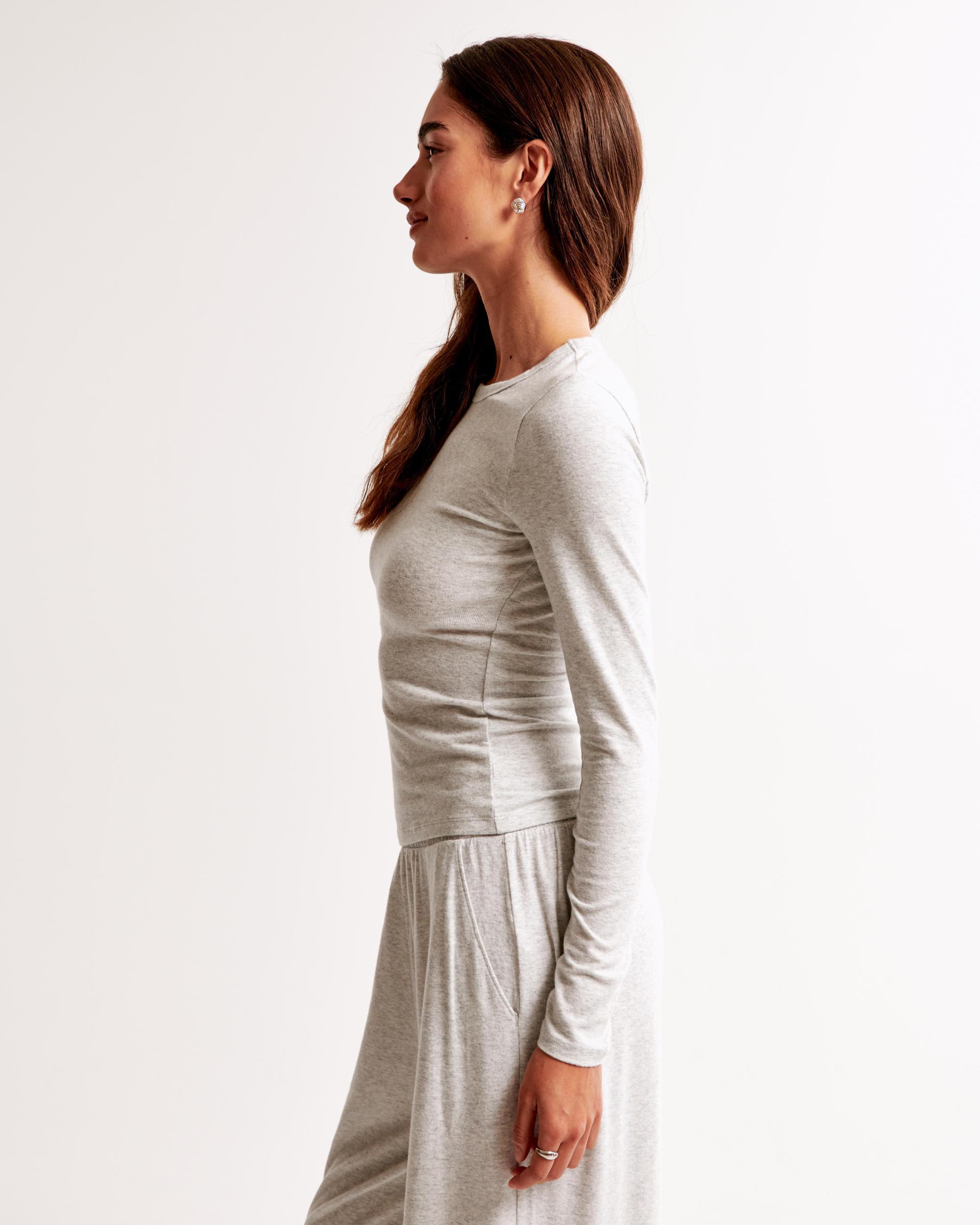 Abercrombie & Fitch | Authentic American clothing since 1892 Product Image