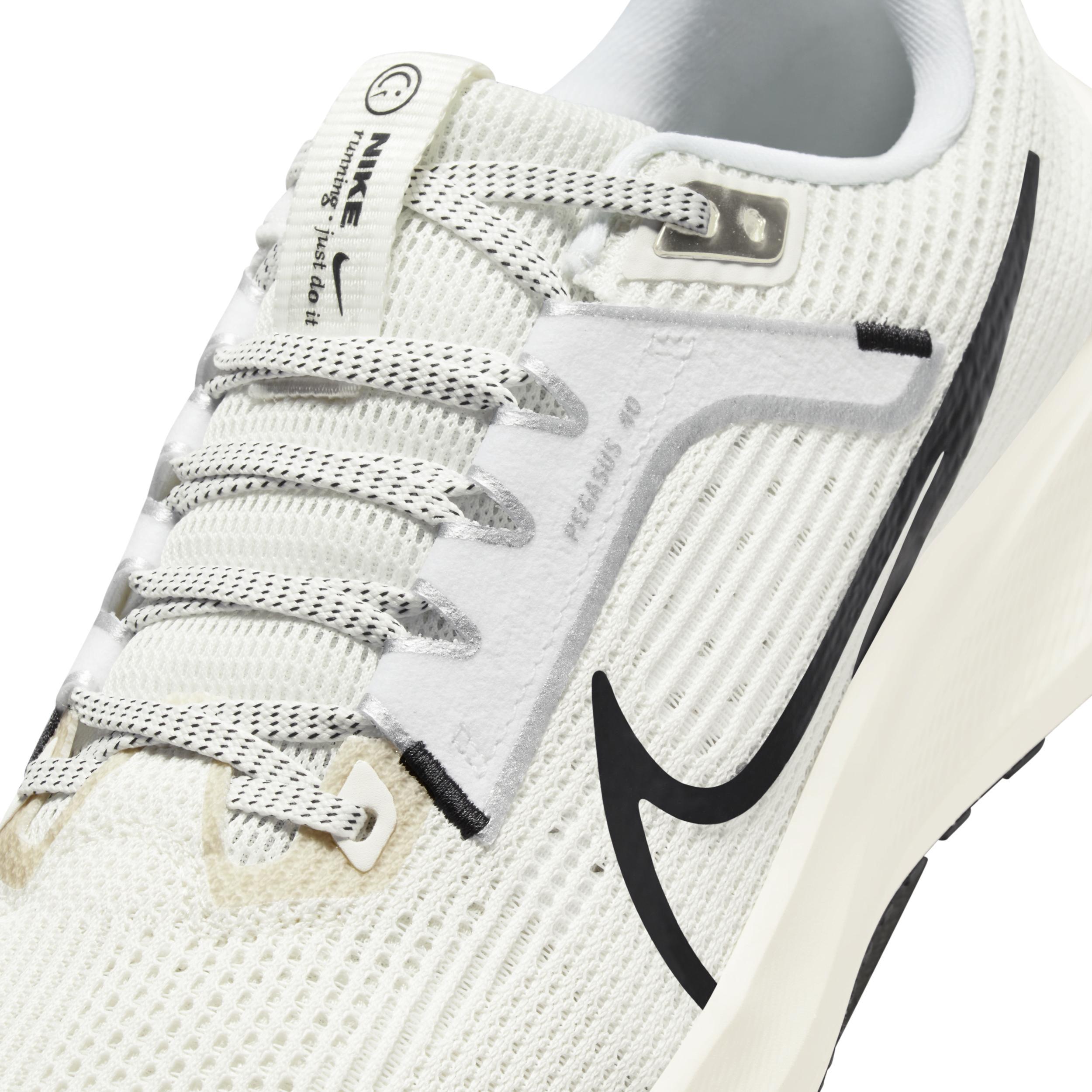 Nike Womens Zoom Pegasus 40 - Training Shoes Sail/Black/Coconut Milk Product Image