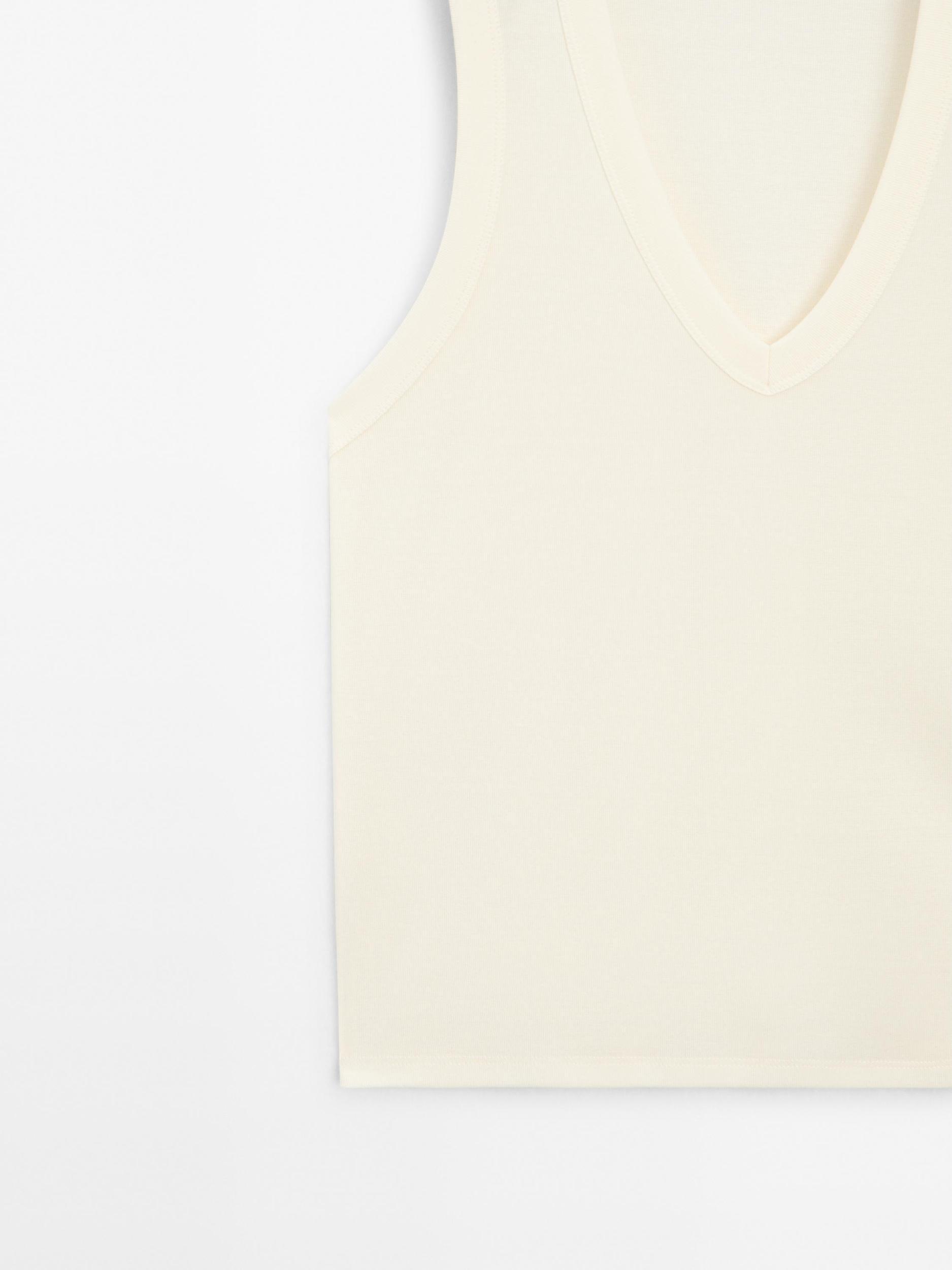 Mercerised cotton V-neck T-shirt Product Image