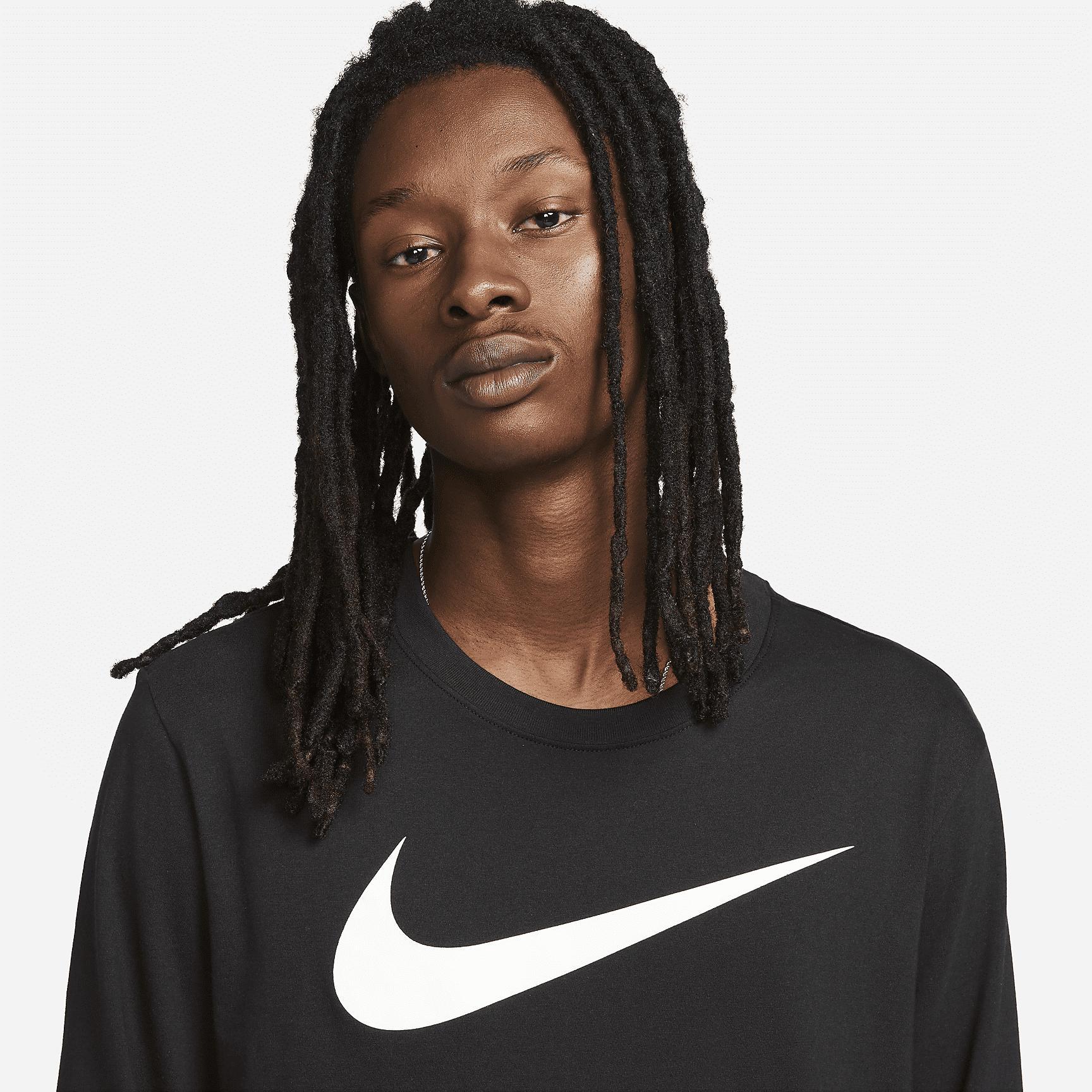 Nike Sportswear Men's Long-Sleeve T-Shirt Product Image