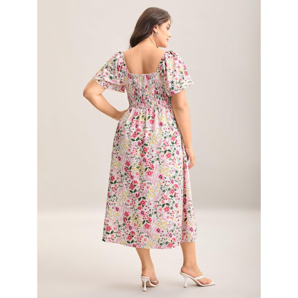 Plus Size Floral Shirred Square Neck Pocket Midi Dress WhiteSmoke Women Elegant Non Square Neck Short sleeve Curvy Midi Dress BloomChic 18-20/2X Product Image