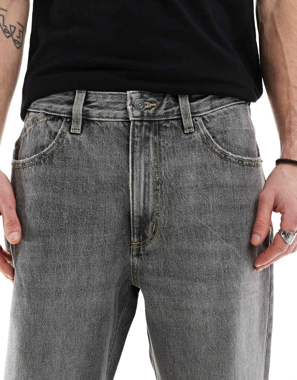Pull&Bear loose fit jeans in gray Product Image