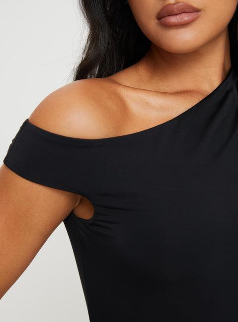 Beller Maxi Dress Black Product Image