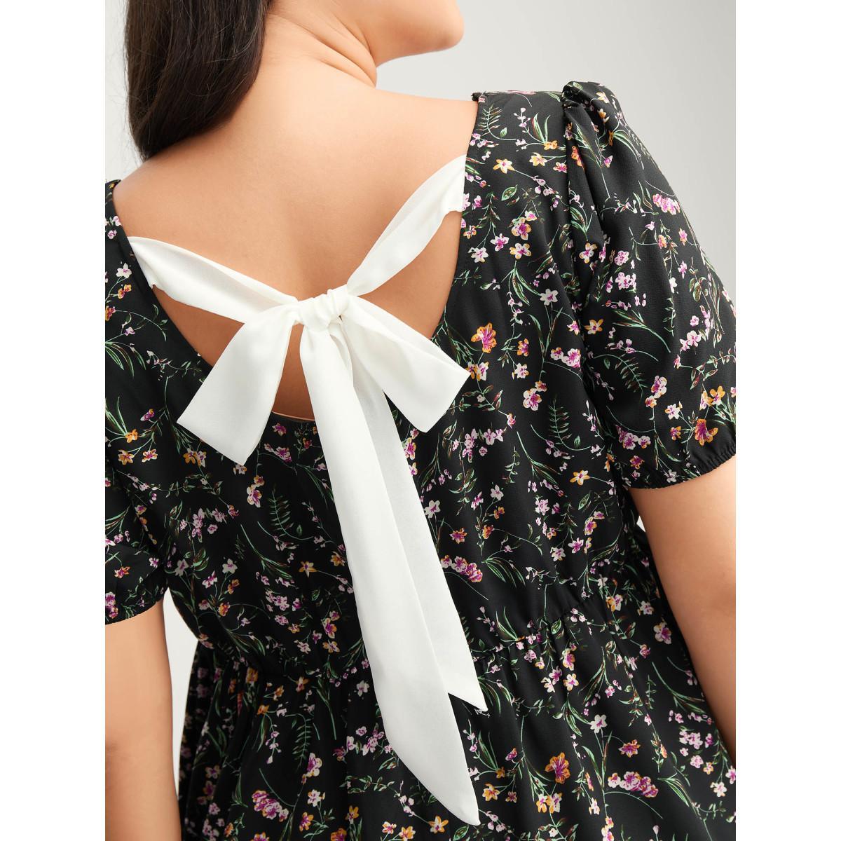 Plus Size Black Floral Print Bow Back Detail Blouse Women Short sleeve Square Neck Everyday-Elegant Blouses BloomChic 28/5X Product Image