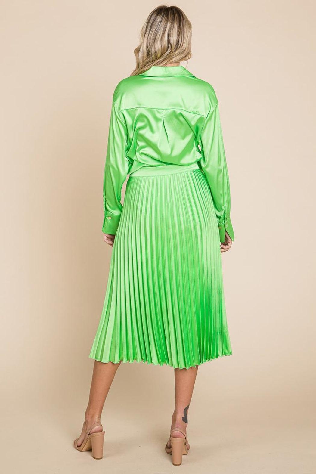High Waisted Pleated Midi Skirt Product Image
