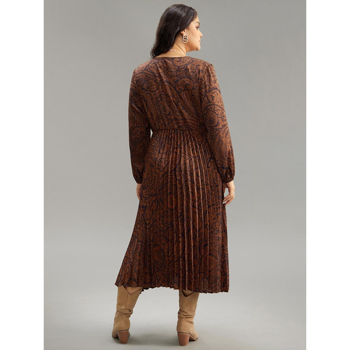 Plus Size Boho Print Pleated Elastic Waist Wrap Dress DarkBrown Women Vacation Elastic cuffs V-neck Long Sleeve Curvy Midi Dress BloomChic 18-20/2X Product Image