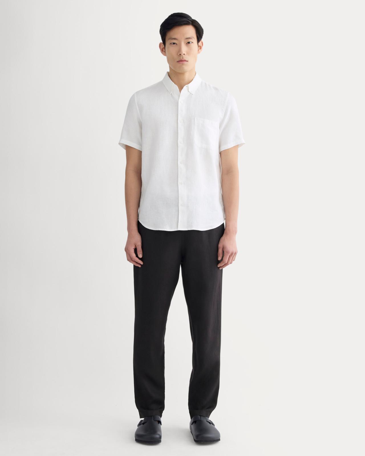 The Classic Short-Sleeve Shirt in Linen Product Image