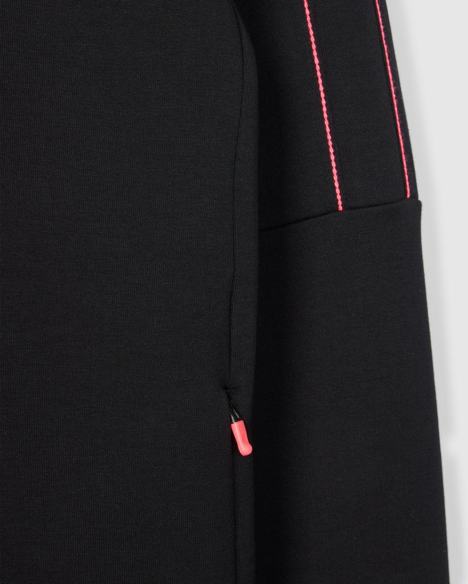 MENS TRAVIS TRACK PANT - B6P143D200 Product Image