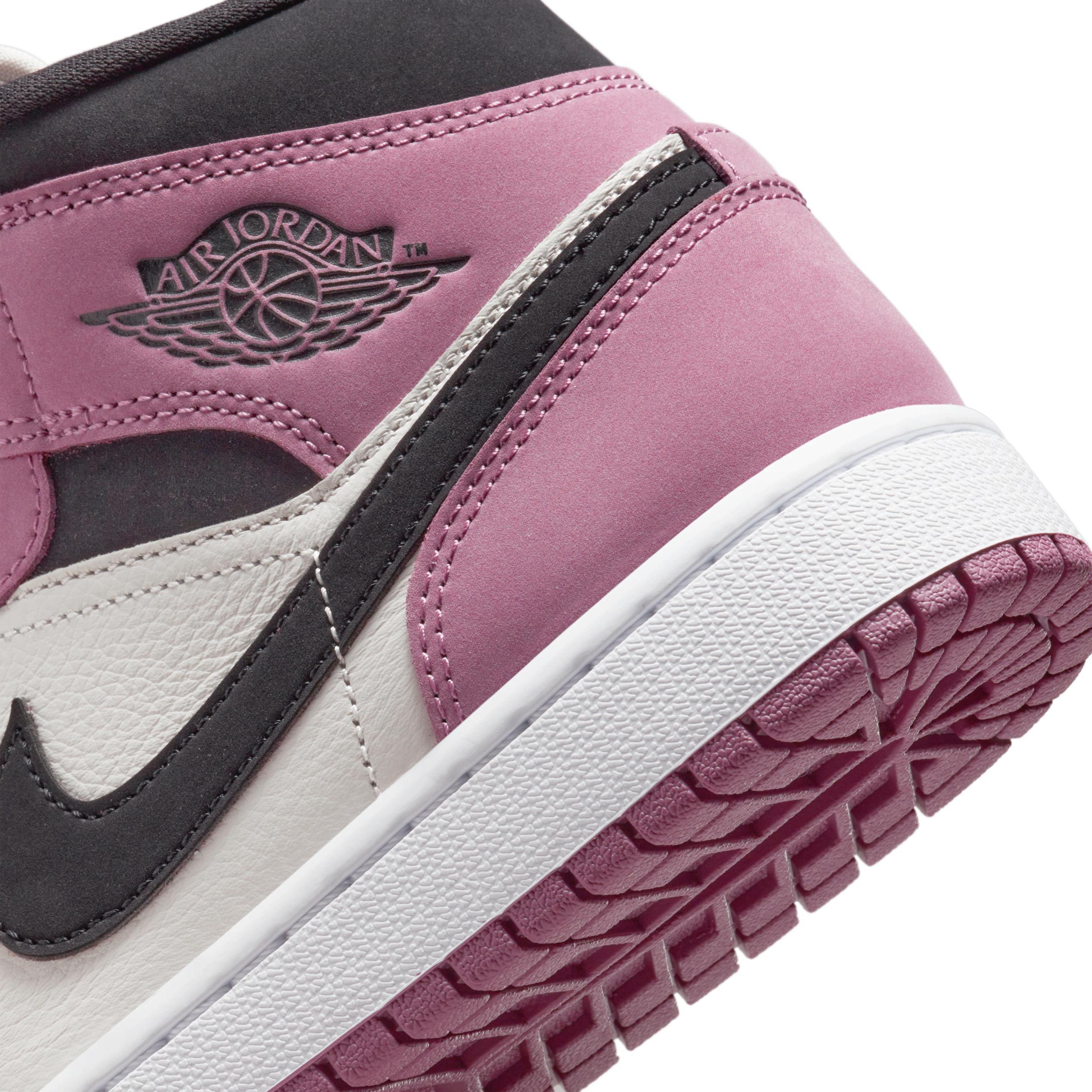 Womens Air Jordan 1 Mid SE Shoes Product Image