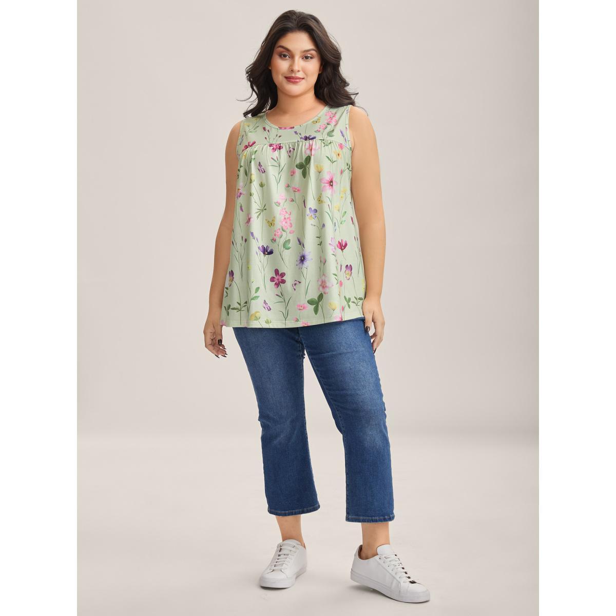 Plus Size Floral Print Flowy Pleated Tank Top Women Greenbean Gathered Round Neck Everyday-Casual Tank Tops Camis BloomChic 28/5X Product Image