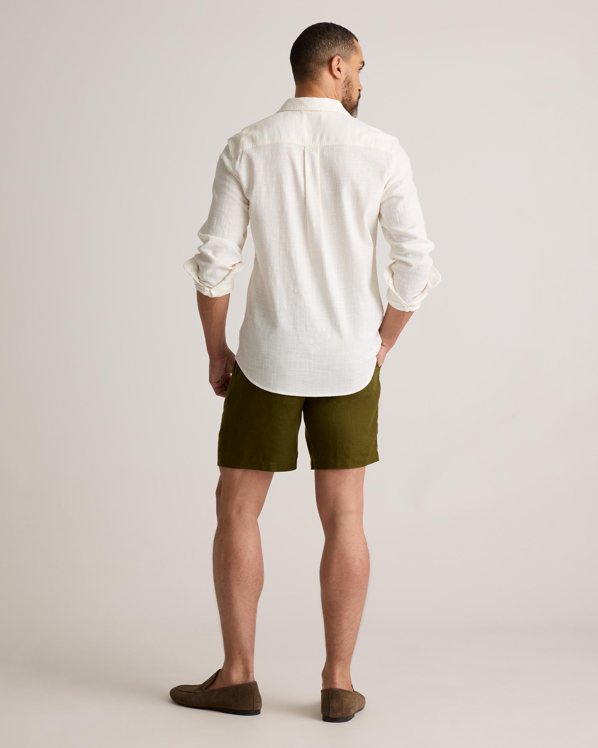 Quince | Men's 100% European 8" Linen Shorts Product Image
