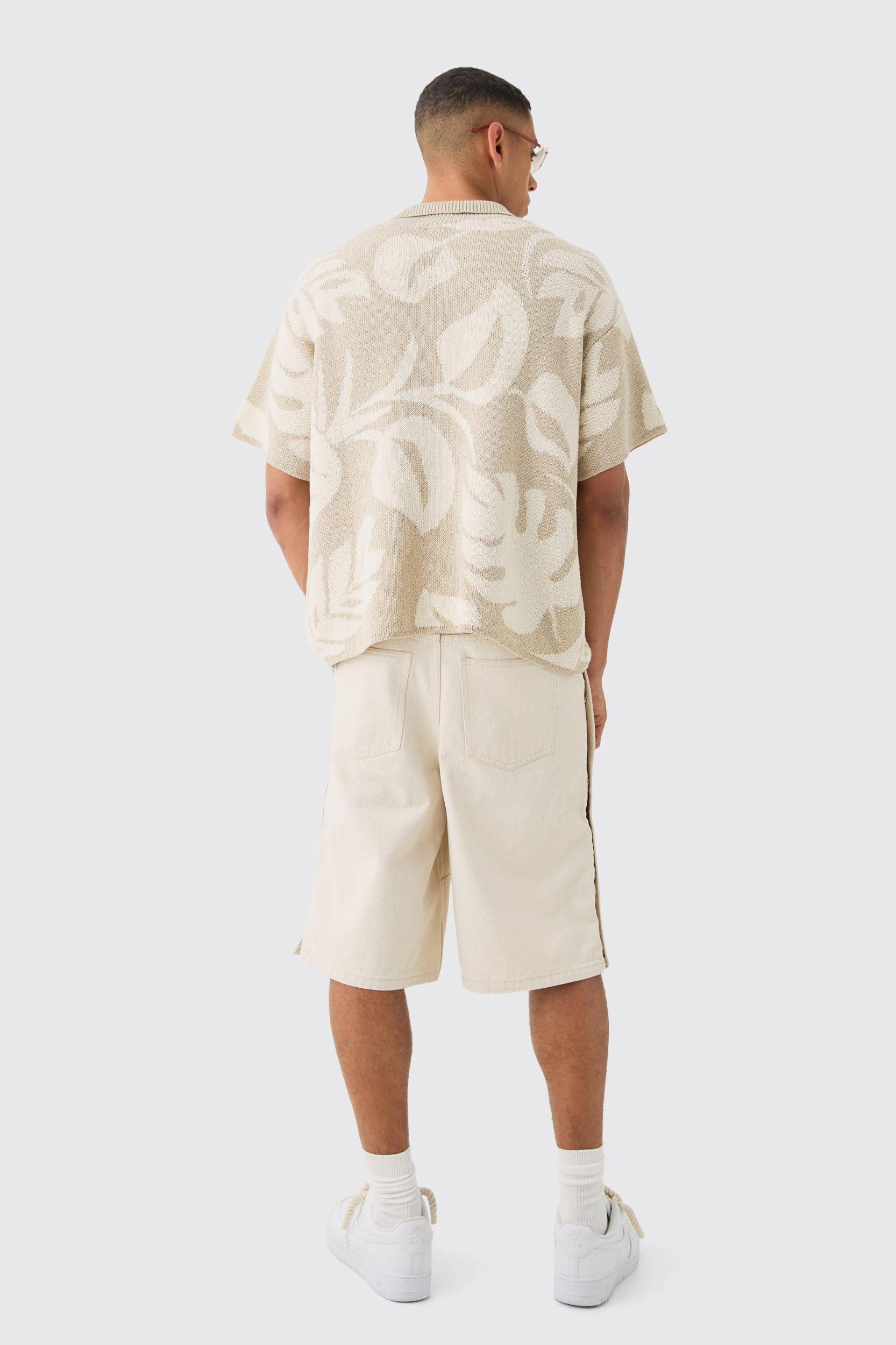 Oversized Boxy Tonal Jacquard Floral Knit Polo | boohooMAN USA Product Image