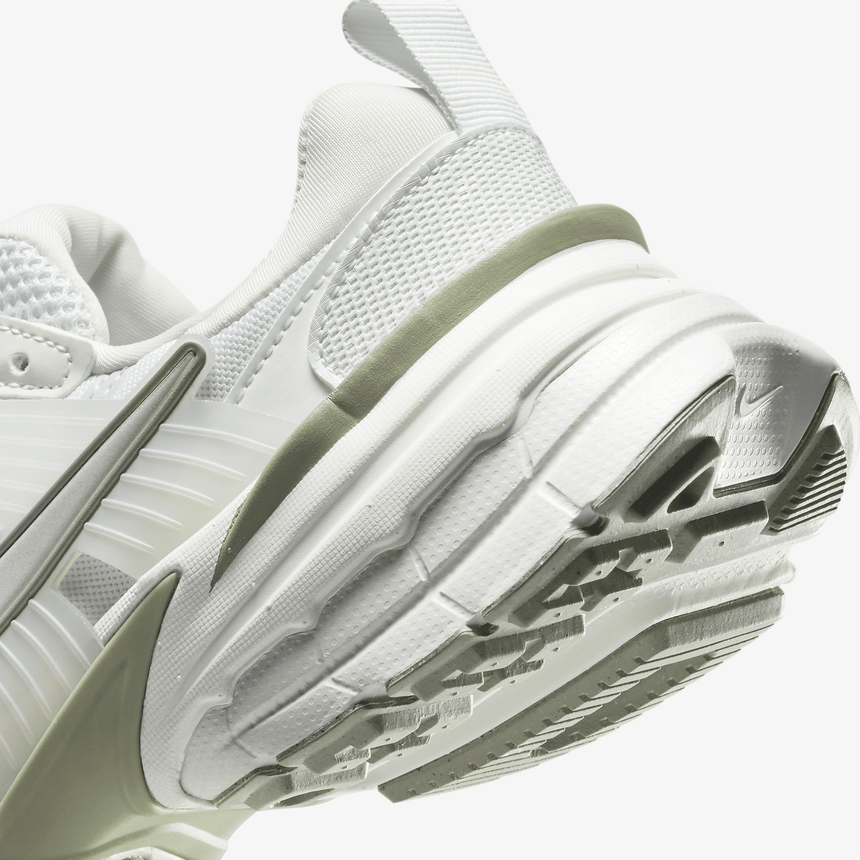 Nike V2K Run Women's Shoes Product Image