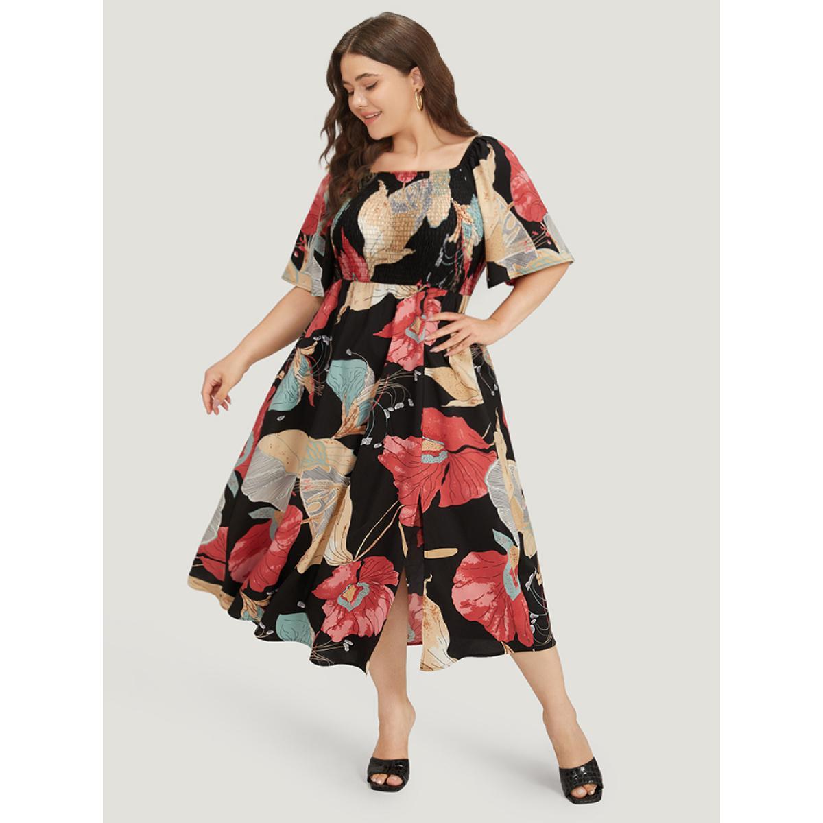 Plus Size Floral Print Shirred Square Neck Flutter Hem Dress Black Women Elegant Printed Square Neck Short sleeve Curvy Midi Dress BloomChic 10/M Product Image