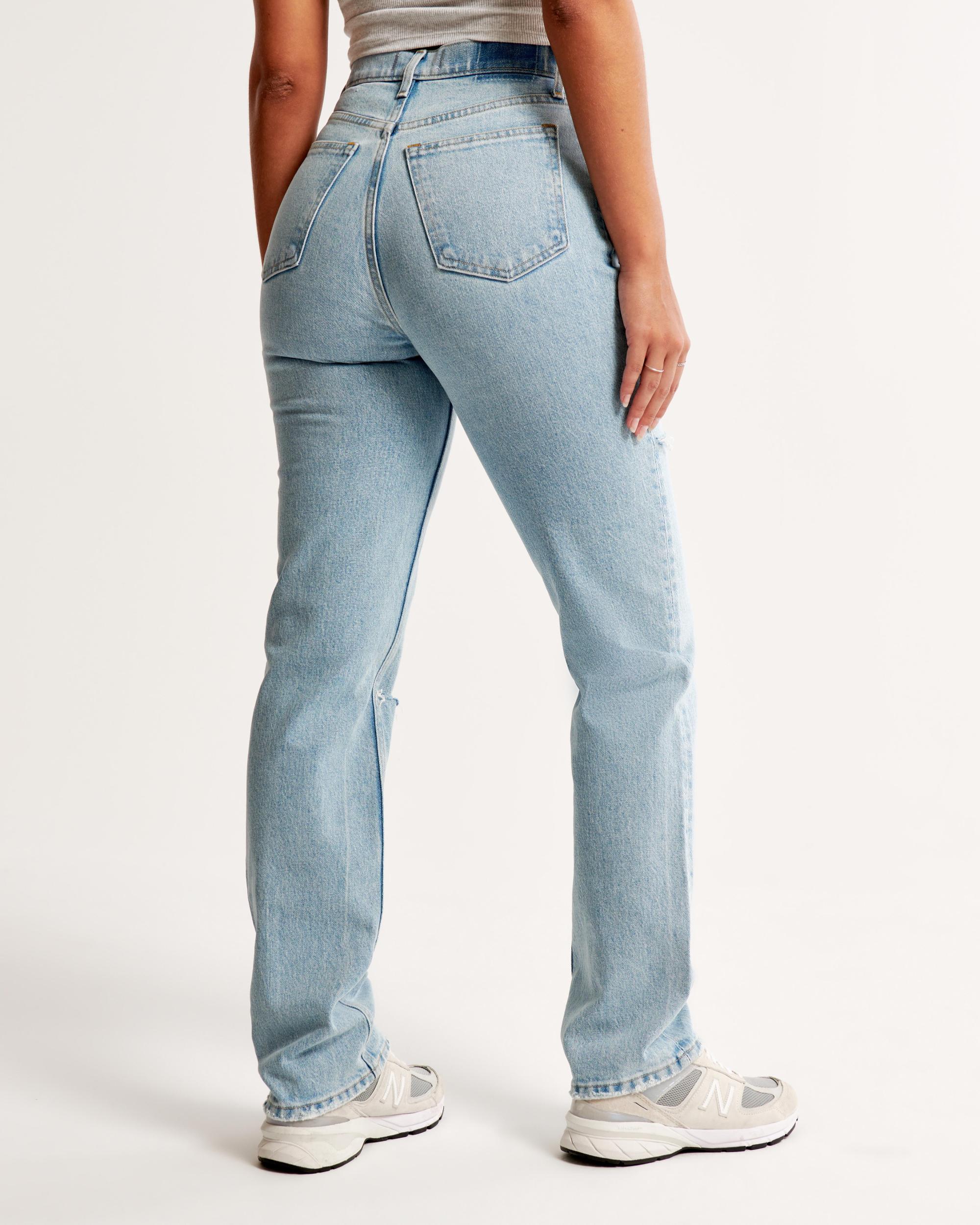Curve Love Ultra High Rise 90s Straight Jean Product Image