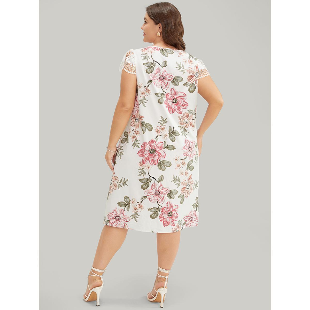 Plus Size Floral Pocket Keyhole Lace Cap Sleeve Flutter Dress Multicolor Women Elegant Printed Keyhole Cut-Out Cap Sleeve Curvy Knee Dress BloomChic 14-16/1X Product Image