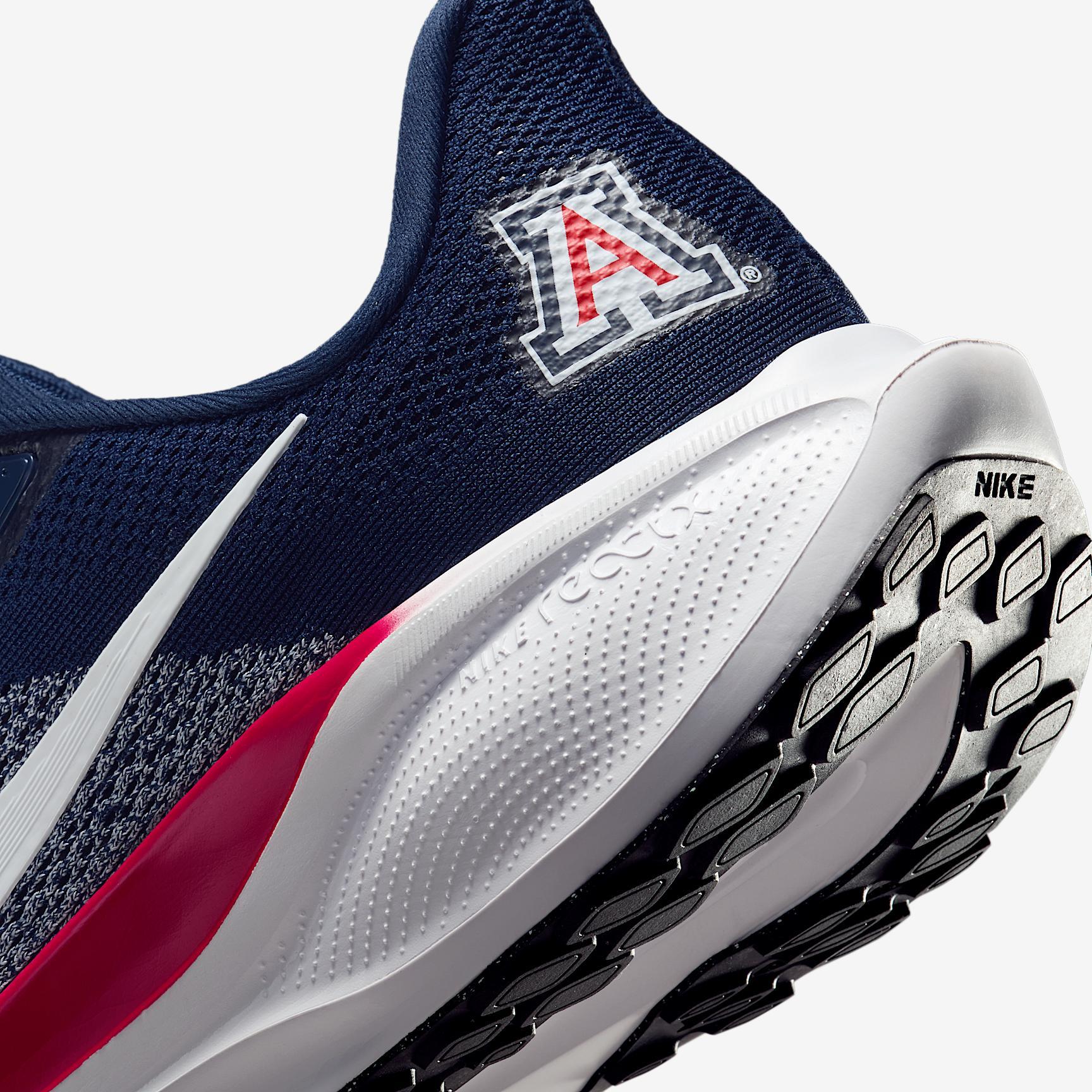Nike Men's Pegasus 41 Road Running Shoes Product Image