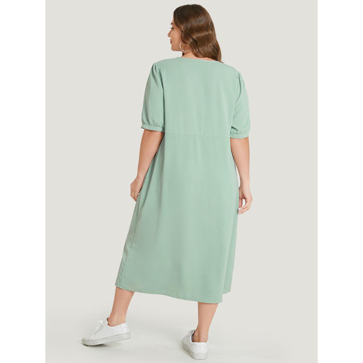 Plus Size Plain Knotted V Neck Puff Sleeve Button Up Dress Mint Women Casual Knotted V-neck Short sleeve Curvy Midi Dress BloomChic 12/L Product Image