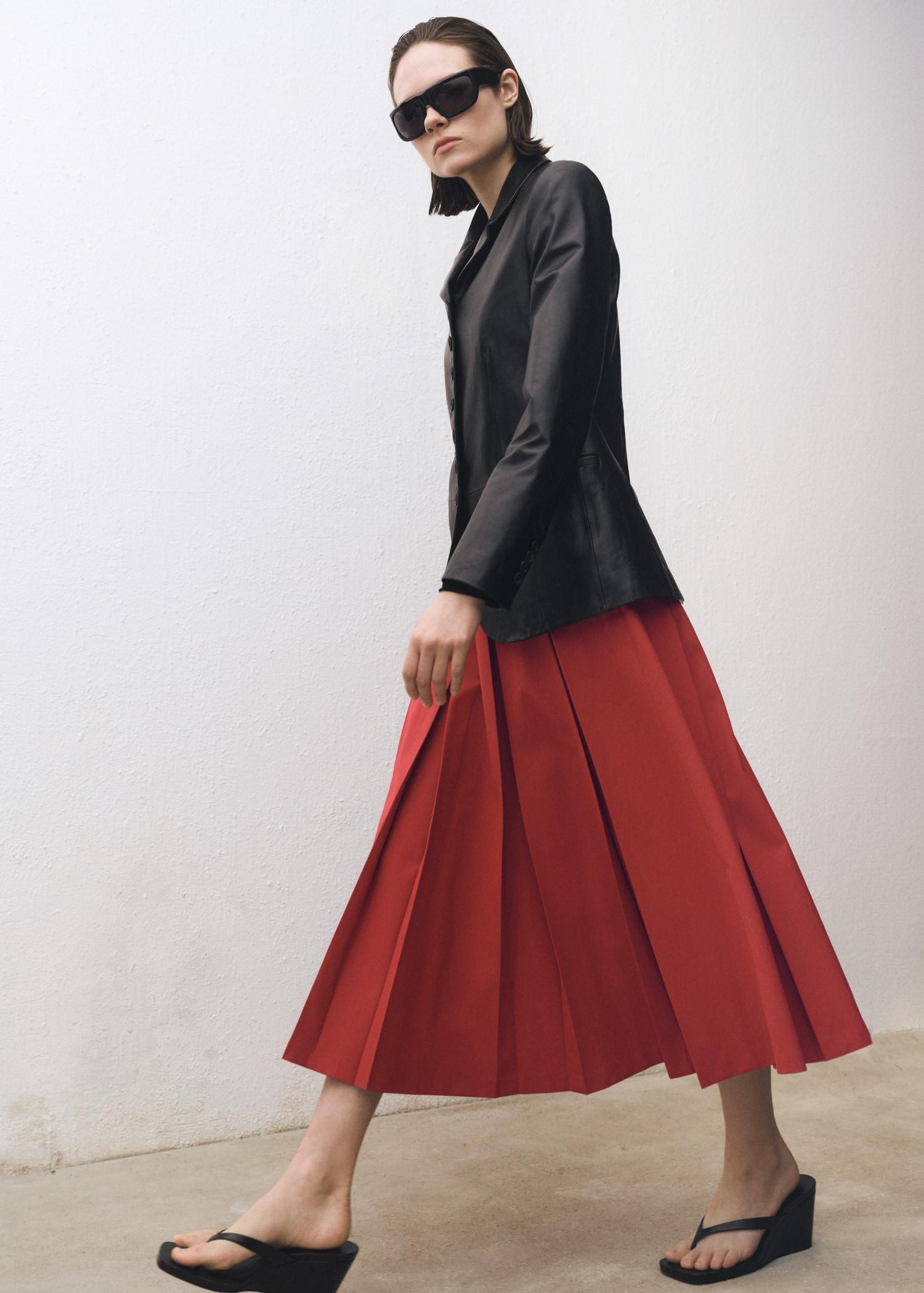 Wool-blend pleated skirt - Women | MANGO USA Product Image