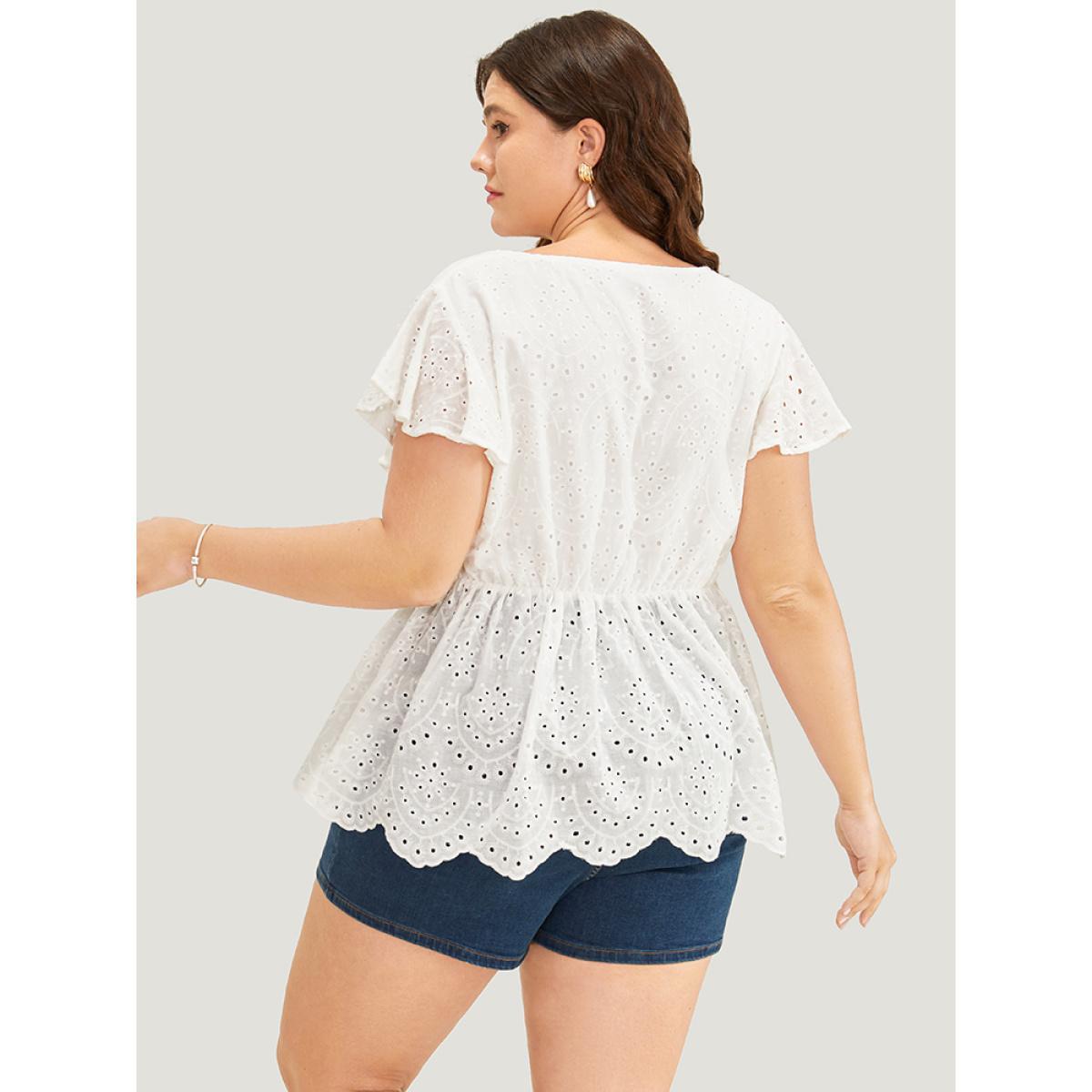 Plus Size White Solid Ruffles Scalloped Trim Laser Cut Blouse Women Vacation Short sleeve V-neck Dailywear Blouses BloomChic 30/6X Product Image