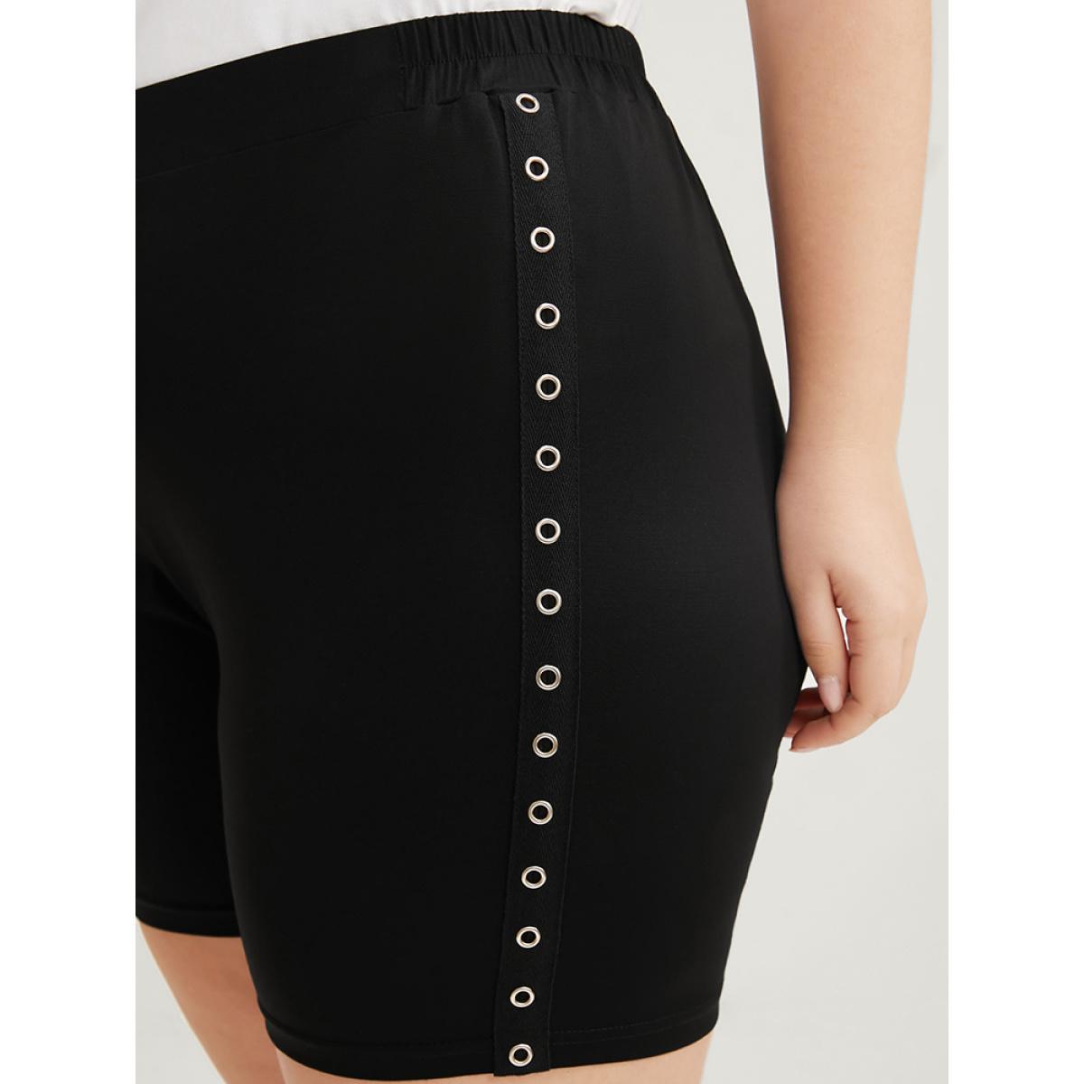 Plus Size Plain Studded Detail Elastic Waist Shorts Women Black Casual Low stretch Skinny High Rise Dailywear Leggings BloomChic 22-24/3X Product Image