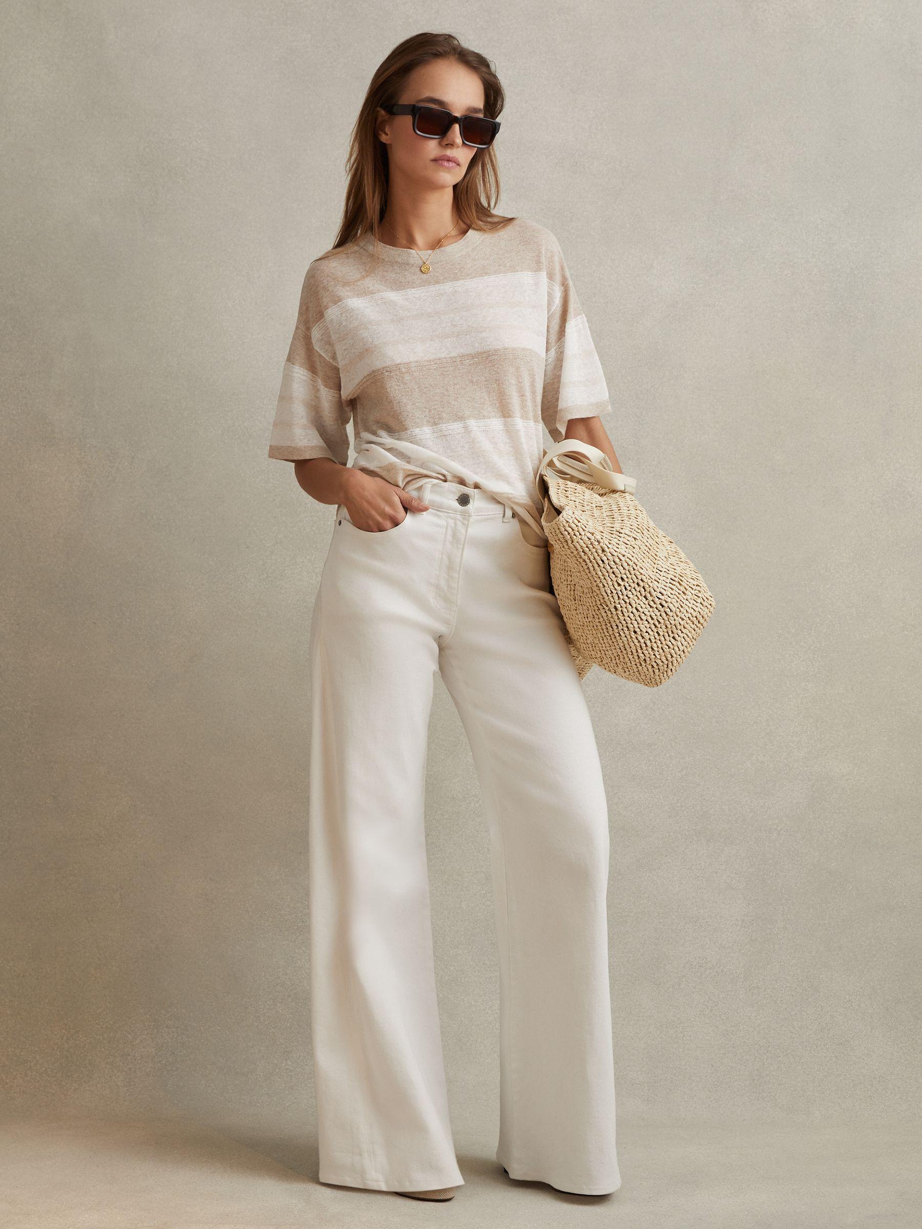 Knitted Crew Neck T-Shirt in Neutral/Ivory Product Image