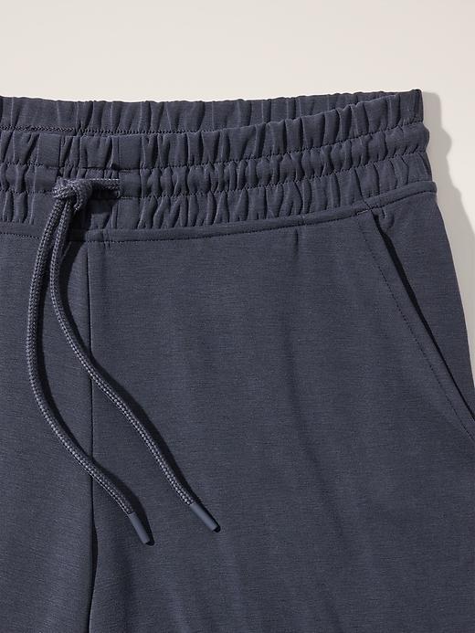 Seasoft Mid Rise Straight Pant Product Image