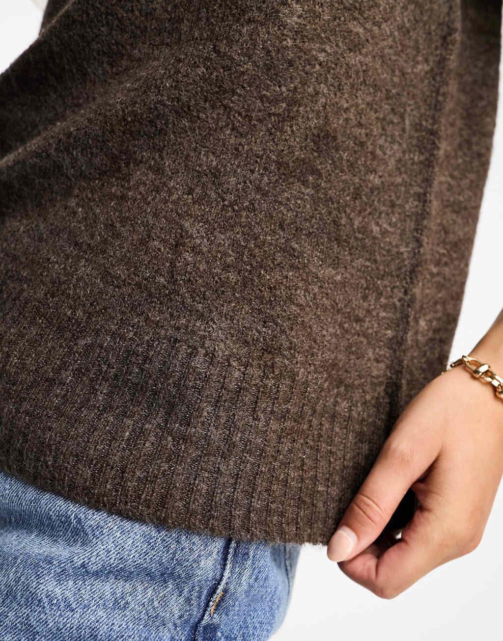 JDY knitted v neck sweater Product Image