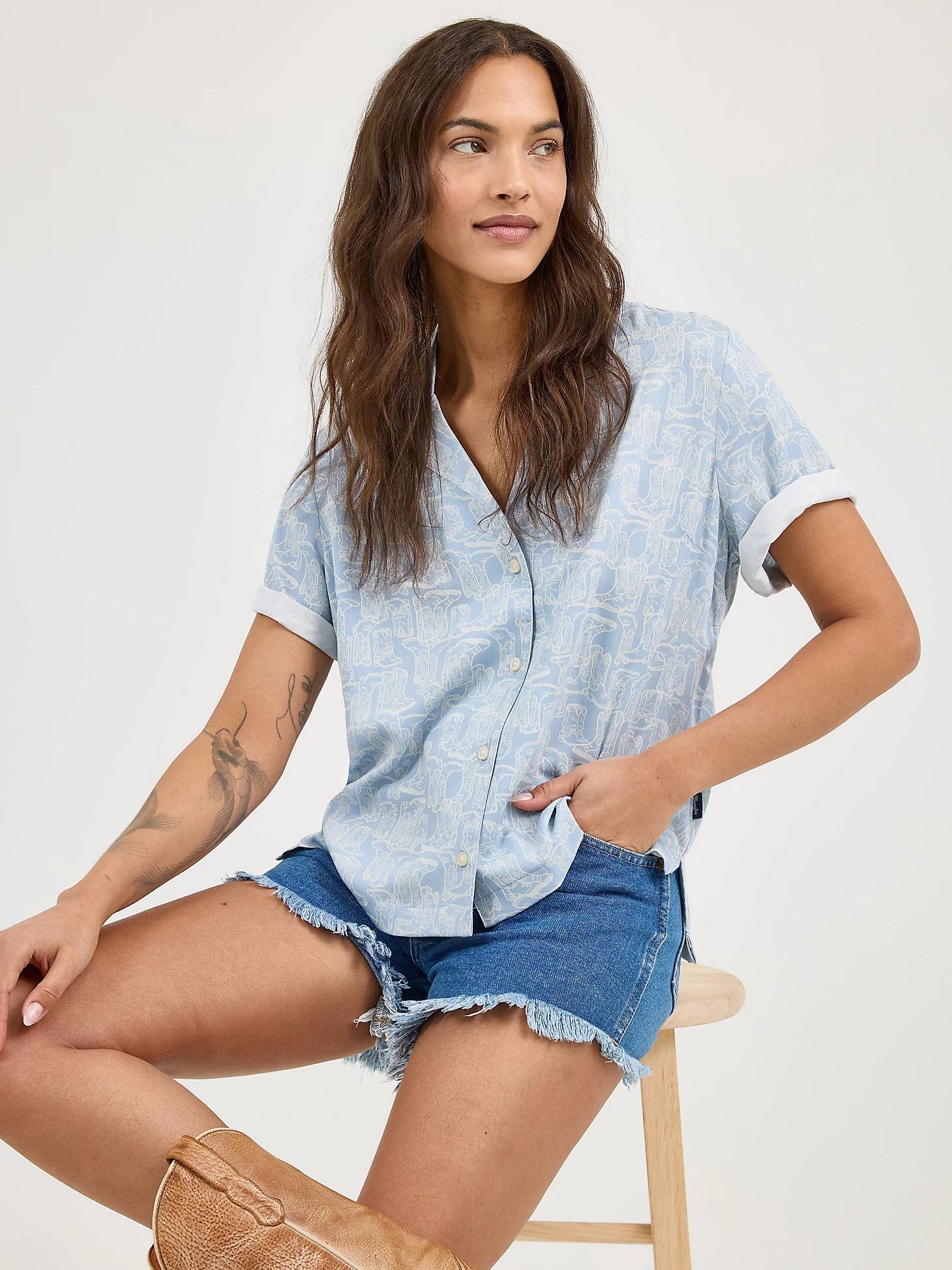 Women's Wrangler Retro® Cowgirl Camp Shirt | Women's TOPS | Wrangler® Product Image