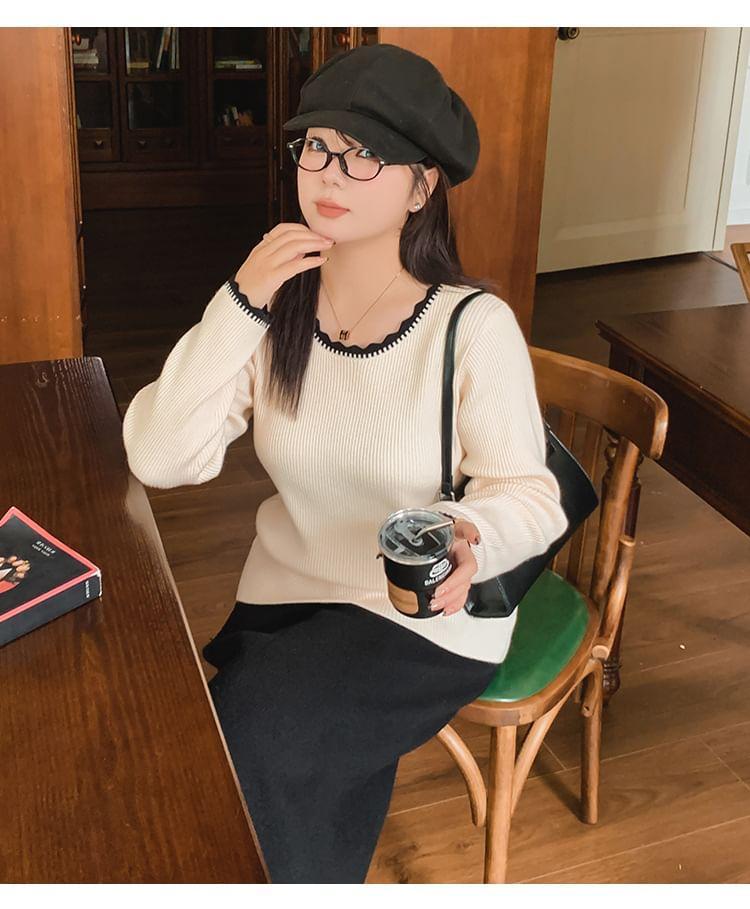 Long Sleeve Round Neck Contrast Trim Knit Top Product Image