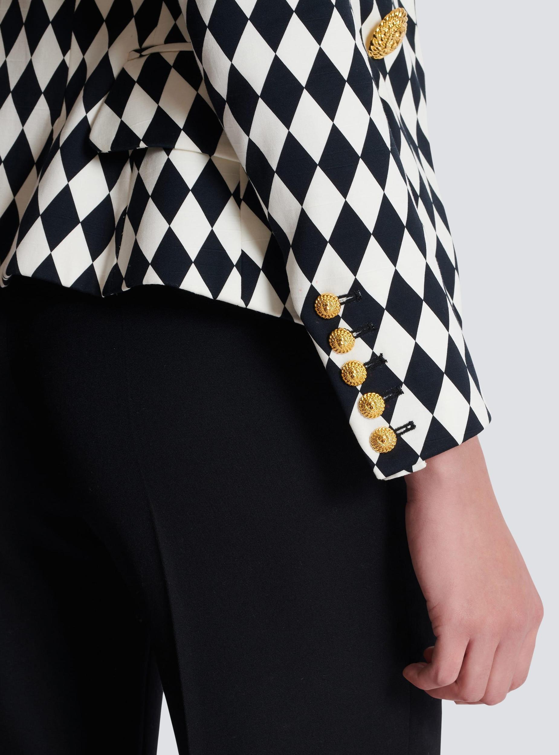 6-button Diamond crepe jacket Product Image