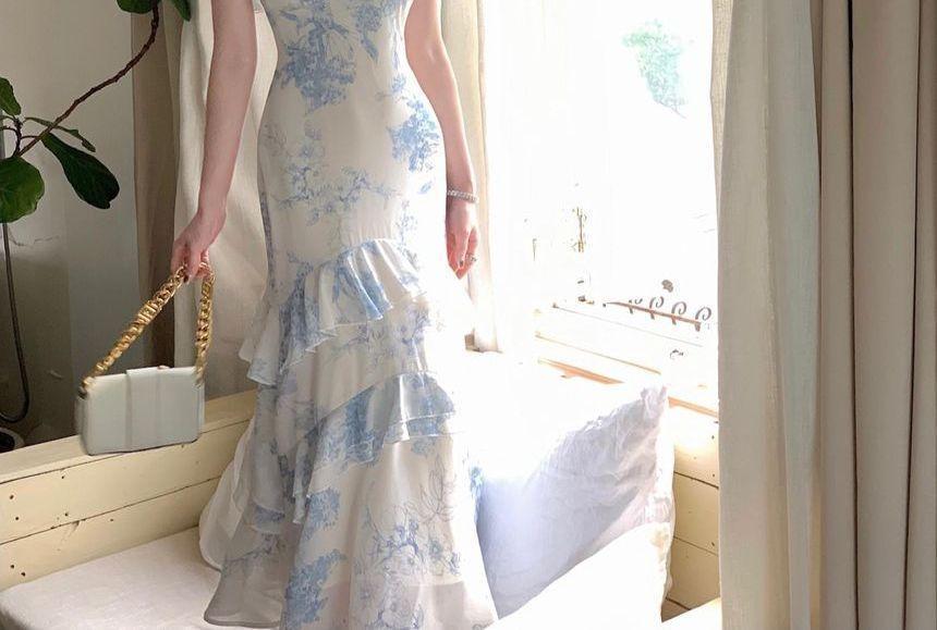 Ruffle Strap Square-Neck Floral Print Ruffled Midi Mermaid Dress Product Image
