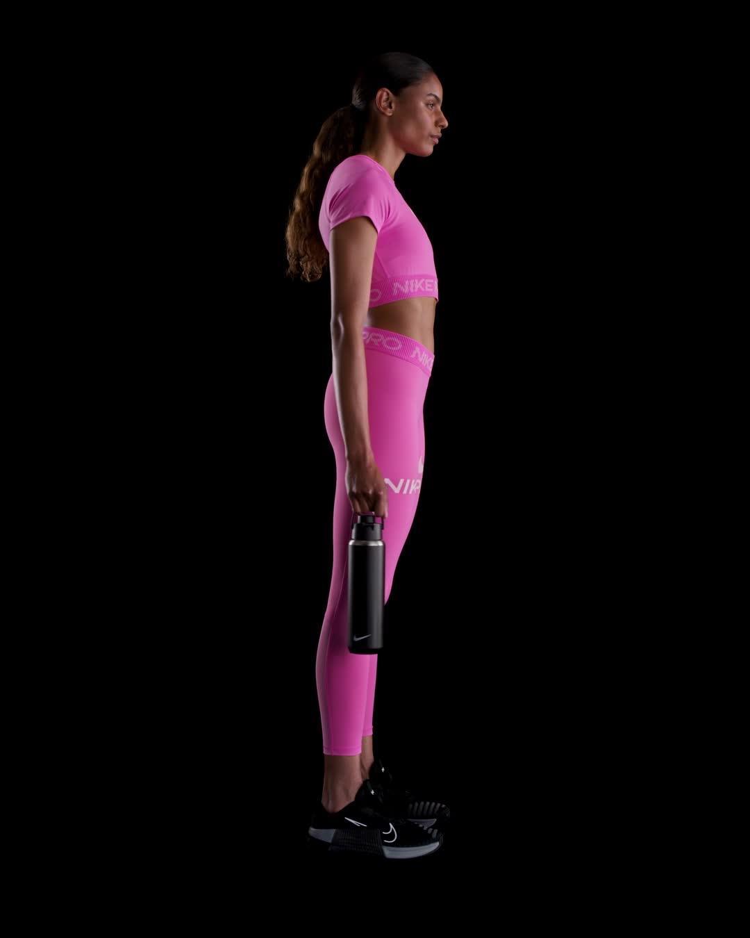 Nike Pro Women's Mid-Rise 7/8 Mesh-Panel Graphic Leggings Product Image