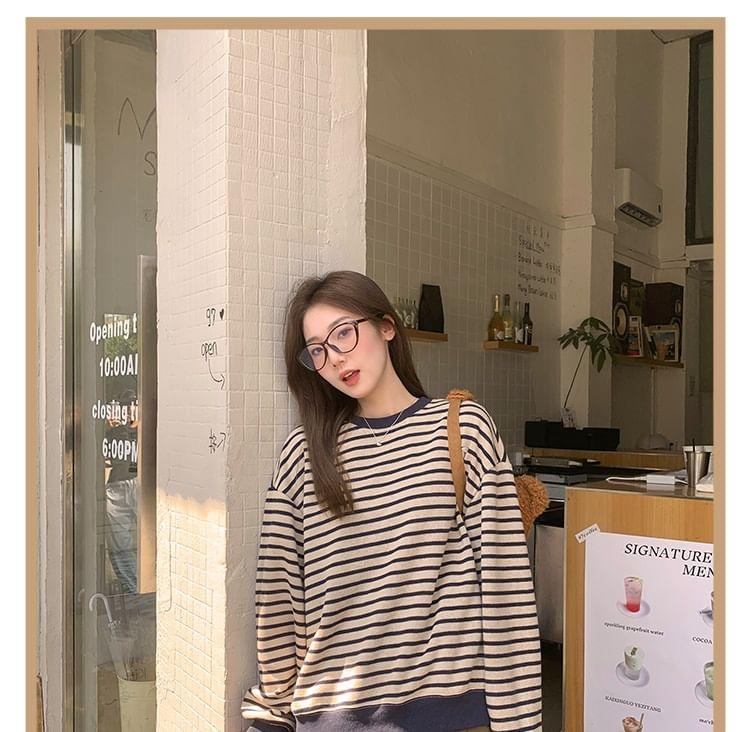 Round Neck Striped Contrast Trim Pullover Product Image