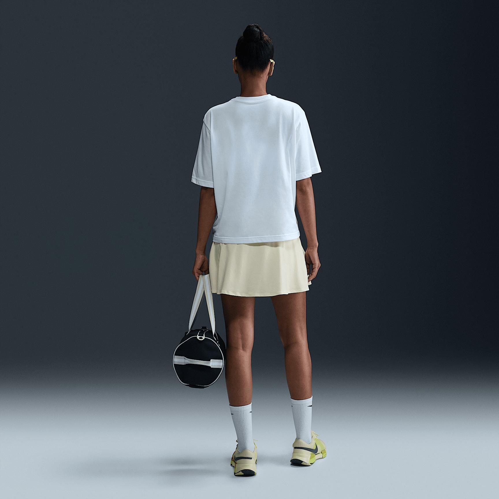 Nike Slam Women's Dri-FIT Short-Sleeve T-Shirt Product Image