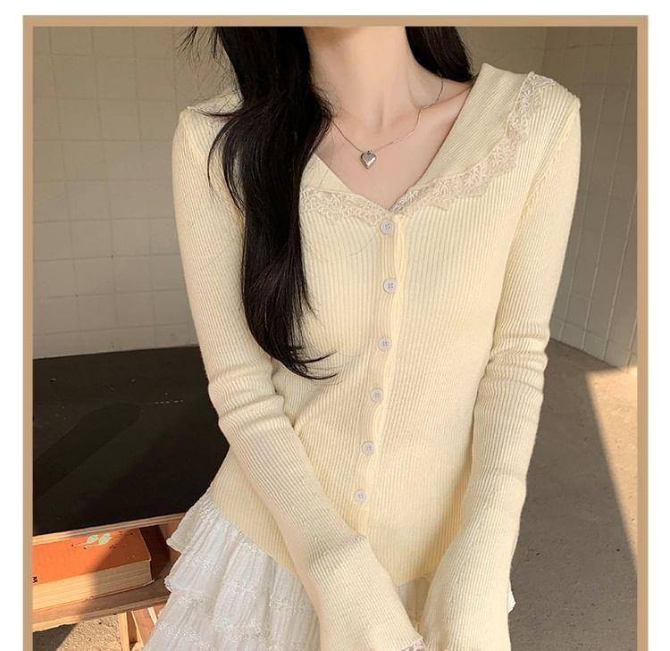 Peter Pan Collar Plain Lace Trim Button-Up Cardigan Product Image