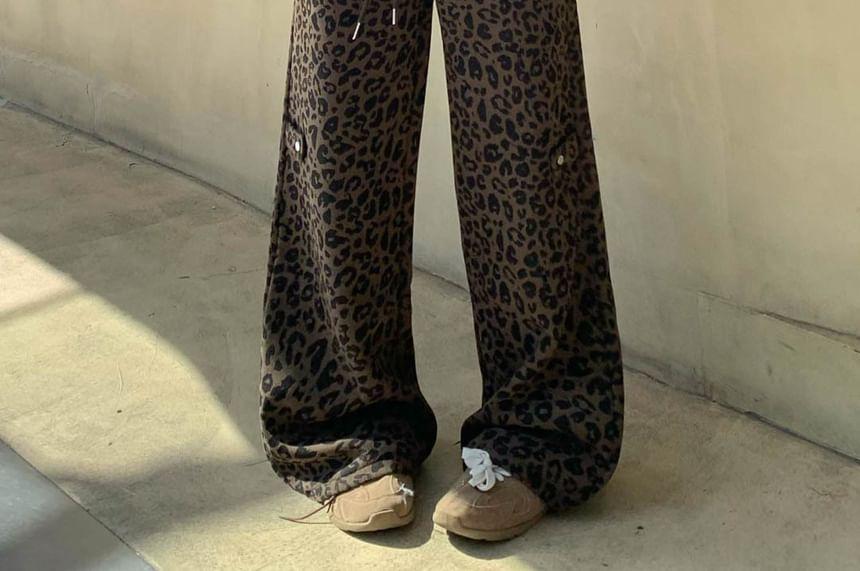 High Waist Leopard Print Wide Leg Pants Product Image