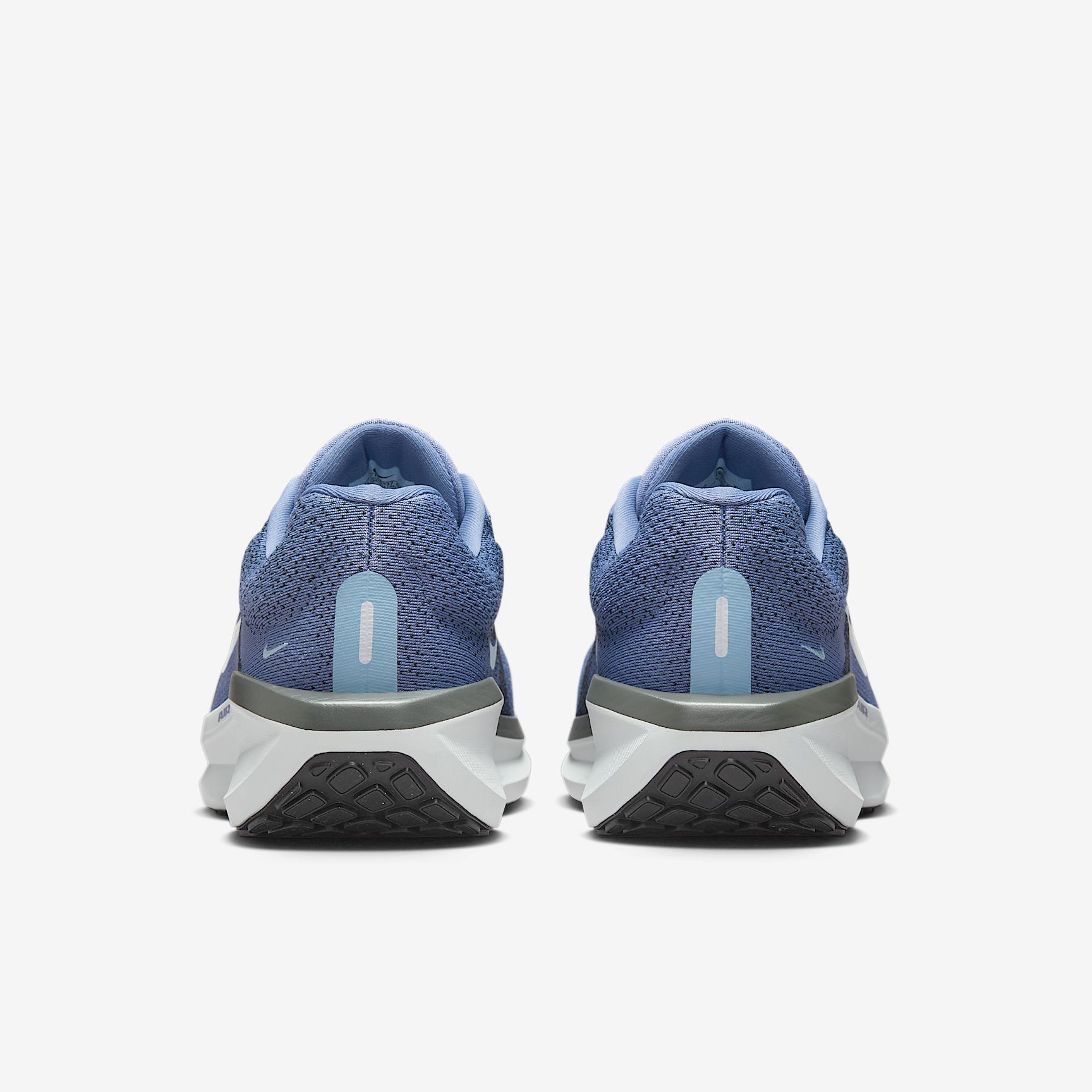 Nike Men's Winflo 11 Road Running Shoes (Extra Wide) Product Image