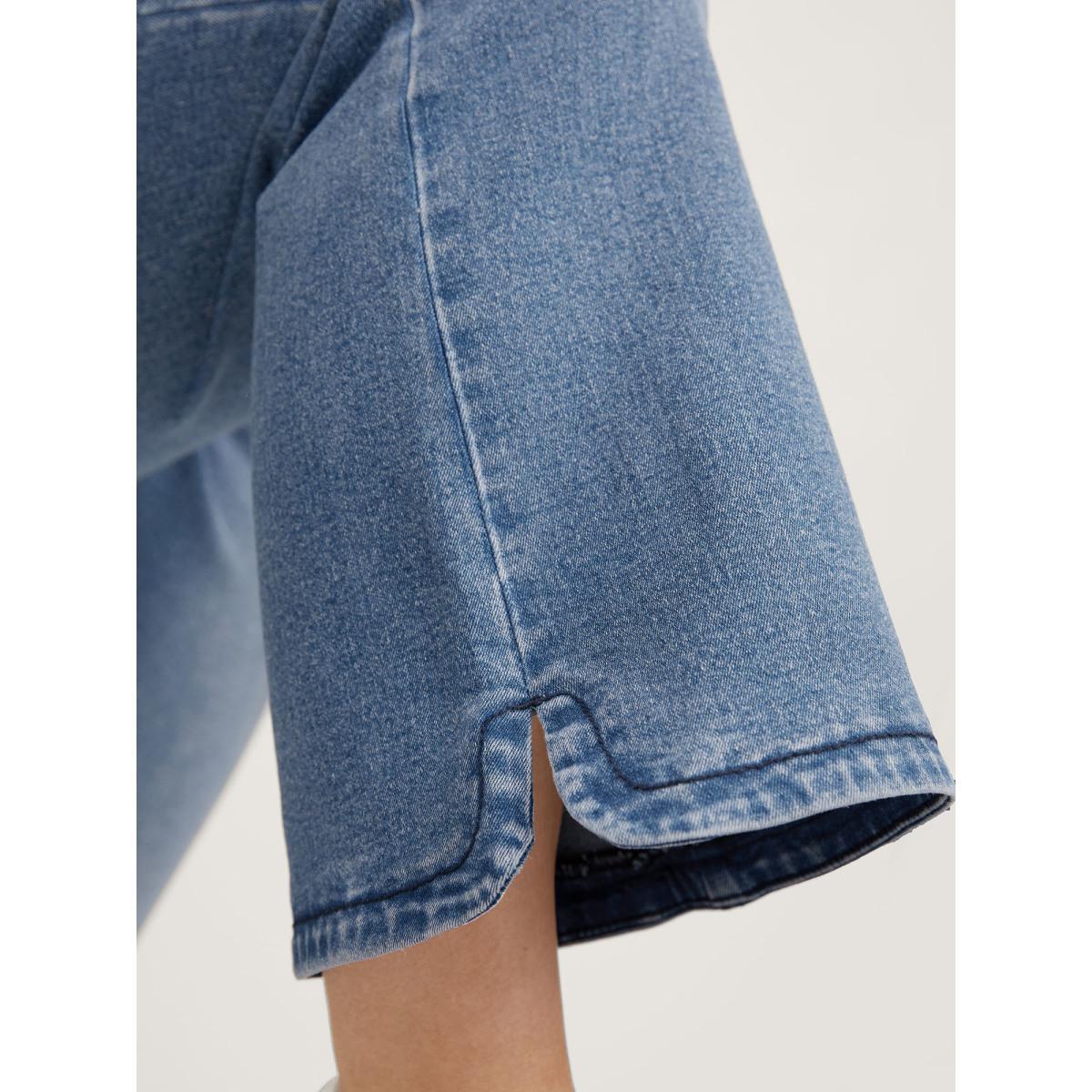 Plus Size Stretch Butt-Lifting Flare Jeans Women Denimblue High stretch Slanted pocket Jeans BloomChic 28/5X Product Image