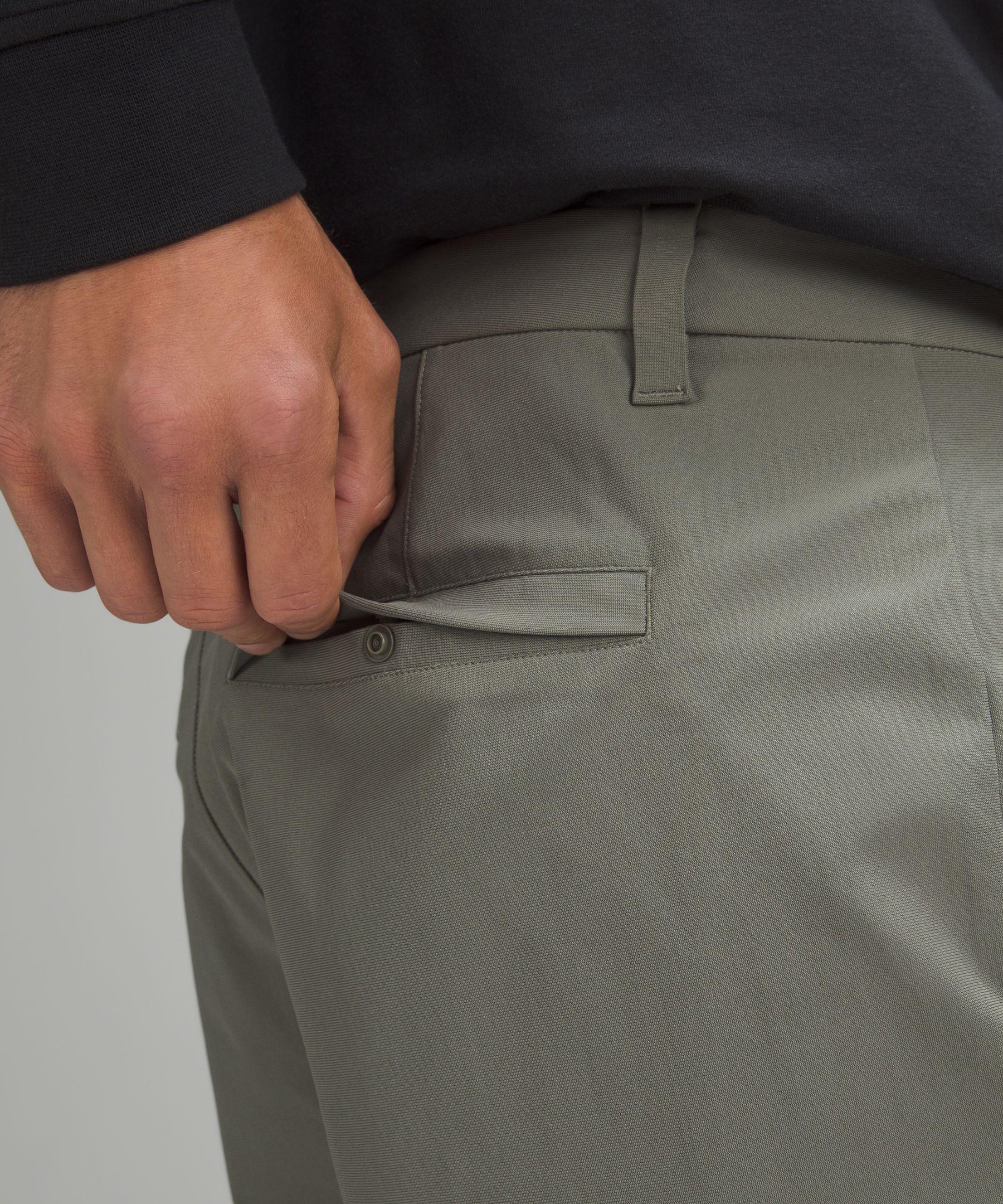 Commission Classic-Fit Short 9" *Warpstreme Product Image