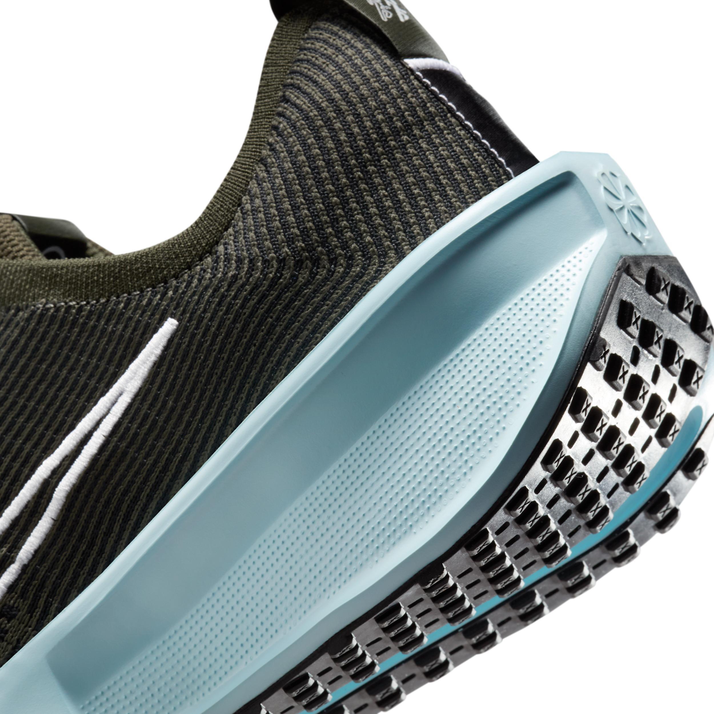 Nike Men's Interact Run Road Running Shoes Product Image