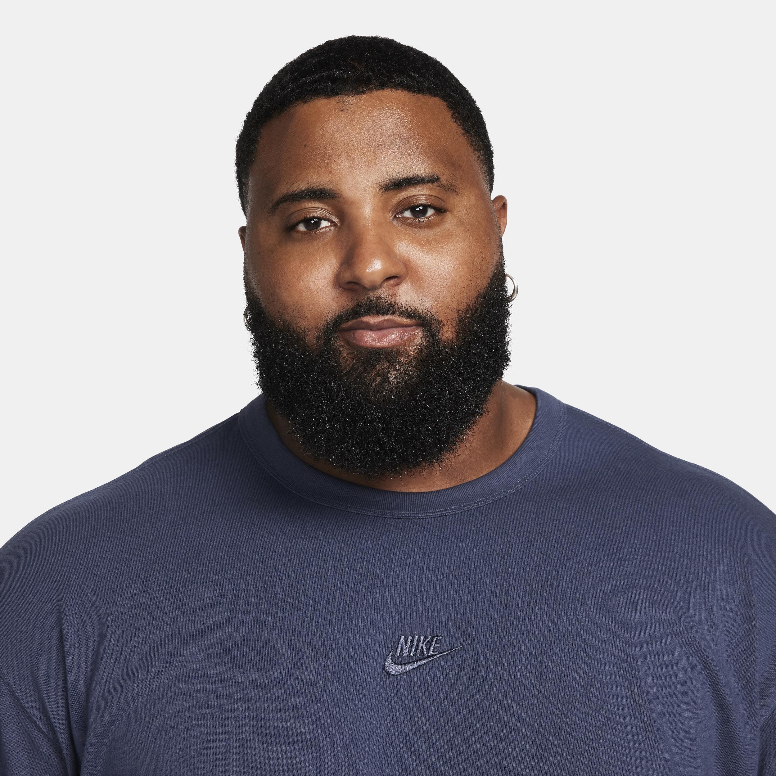 Mens Nike Sportswear Premium Essentials Long-Sleeve T-Shirt Product Image